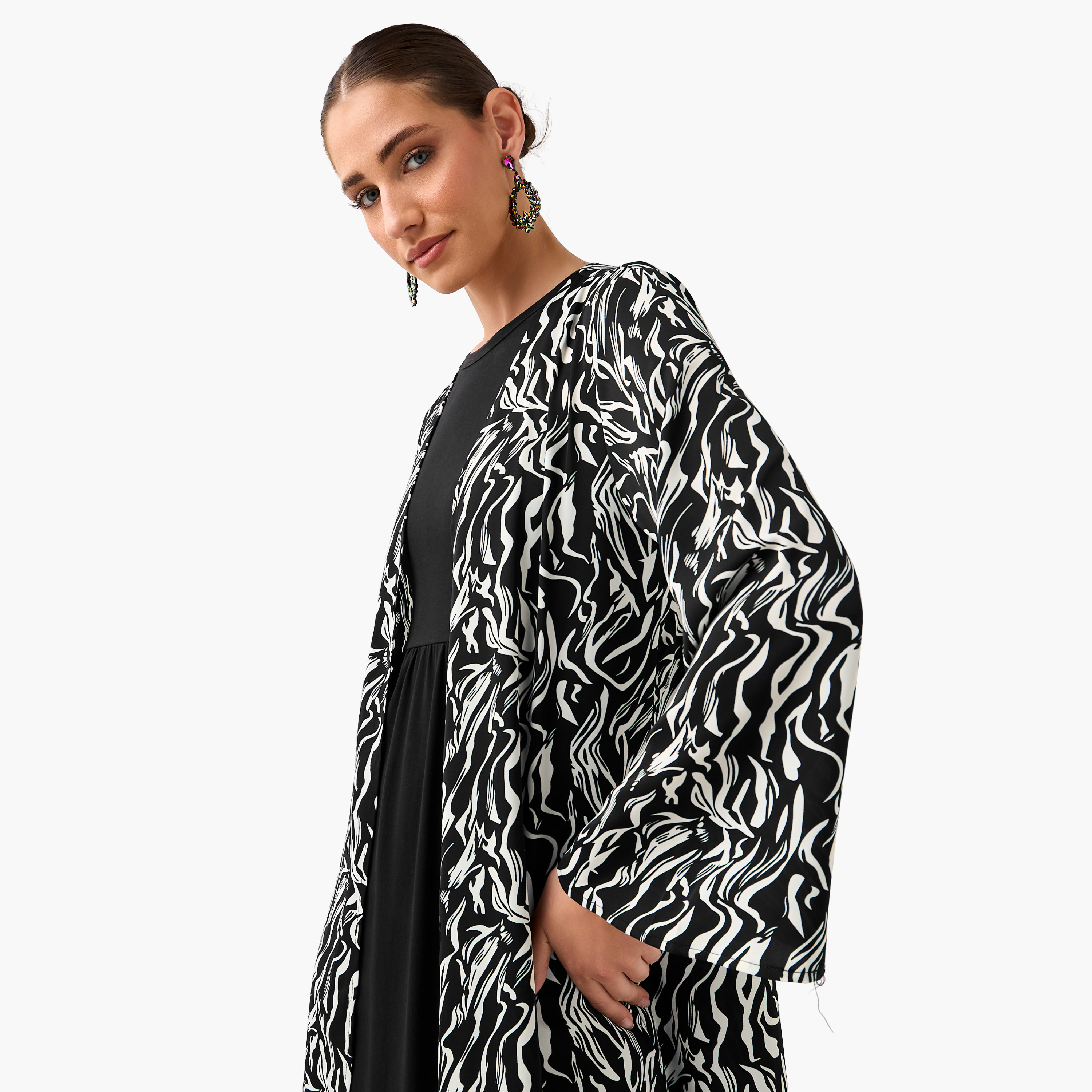 Regular Fit Kimono Abaya Shrug with Print-women-arabicclothing-abayas-image-7