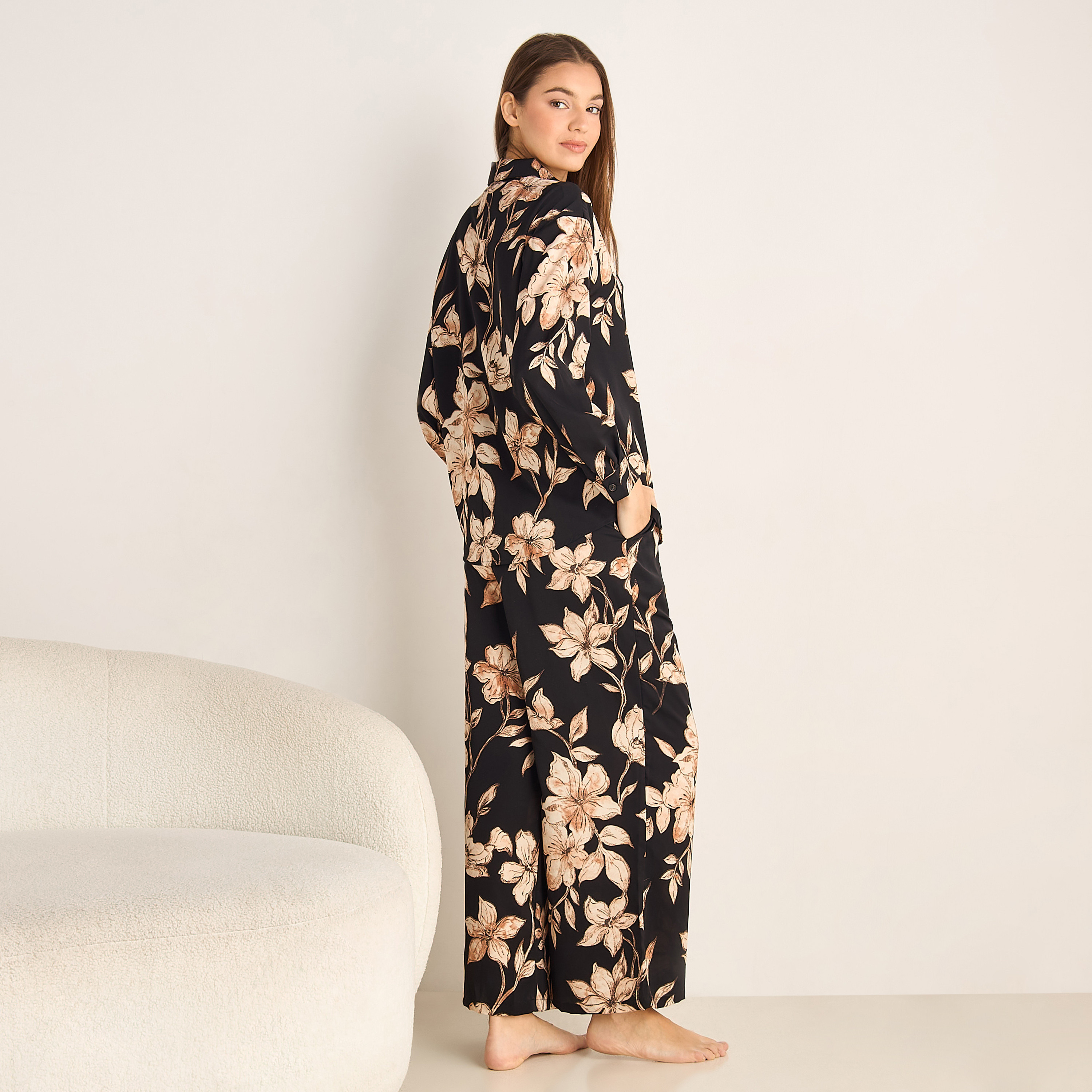 Pyjama Set Button-Down Shirt & Trousers-women-clothing-coordsets-image-3