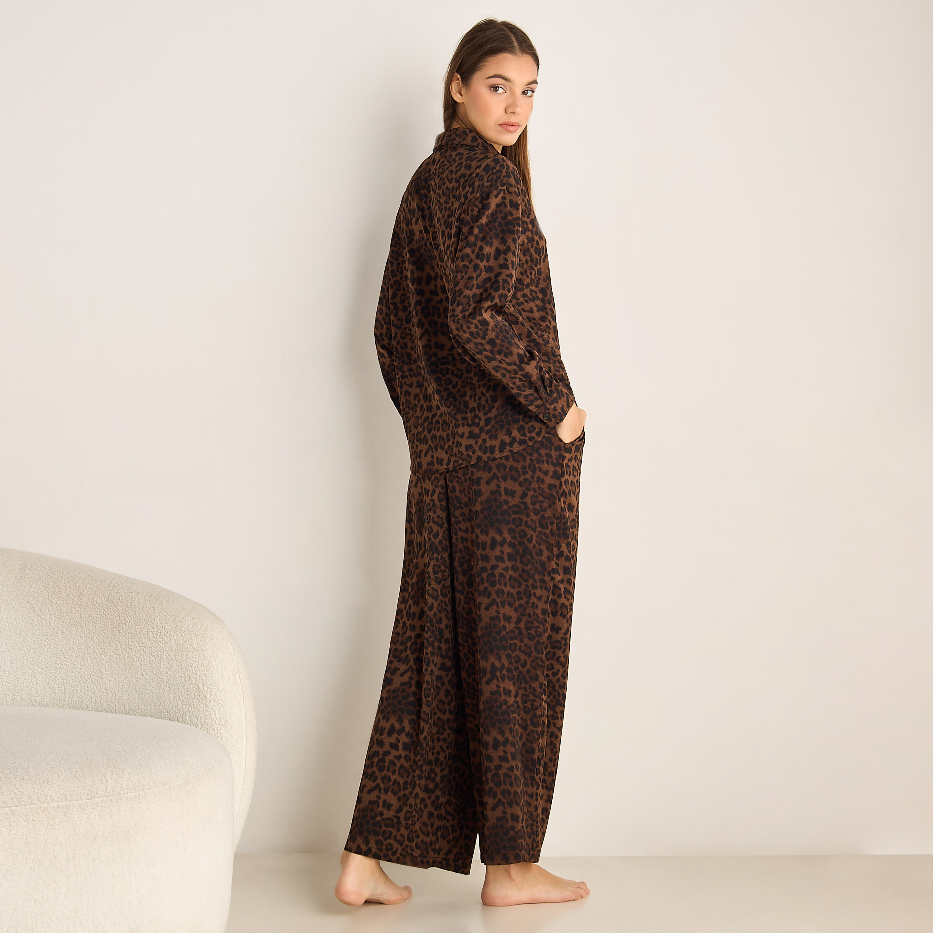 طقم بيجاما قميص وبنطلون-women-clothing-coordsets-image-4