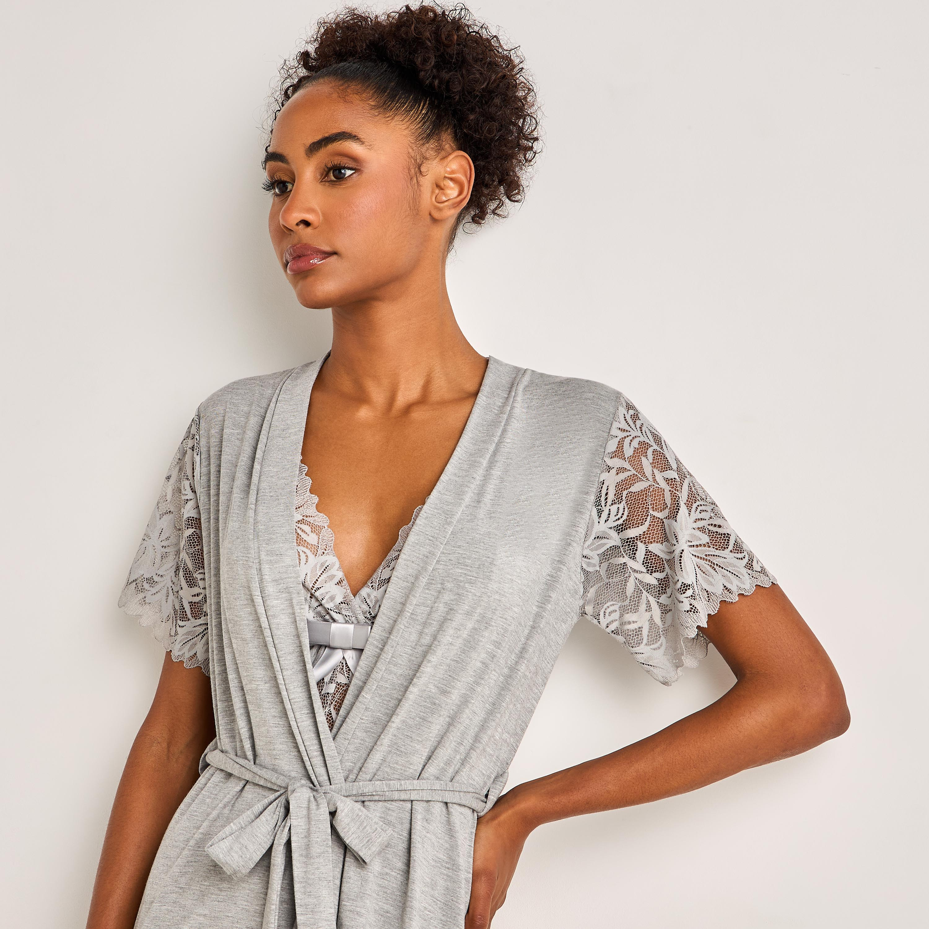 فستان نوم بدون أكمام مع روب من سبلاش فاف-women-clothing-nightwear-nighties-image-8