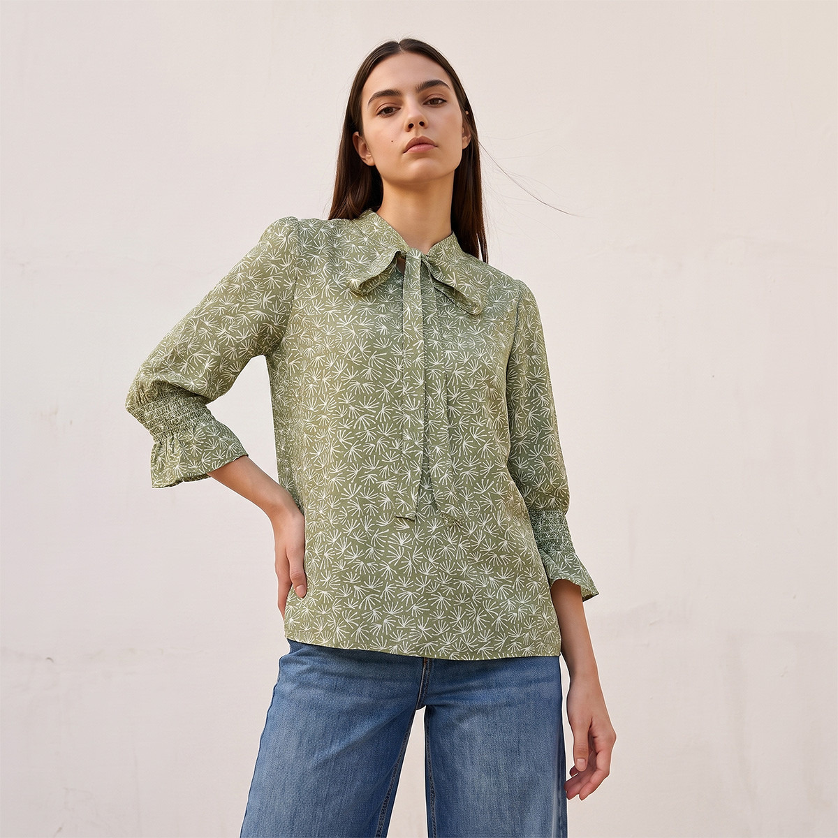 توب بقصة مستقيمة من الفيسكوز بطبعة زهور من سبلاش-women-clothing-shirtsandblouses-blouses-image-1