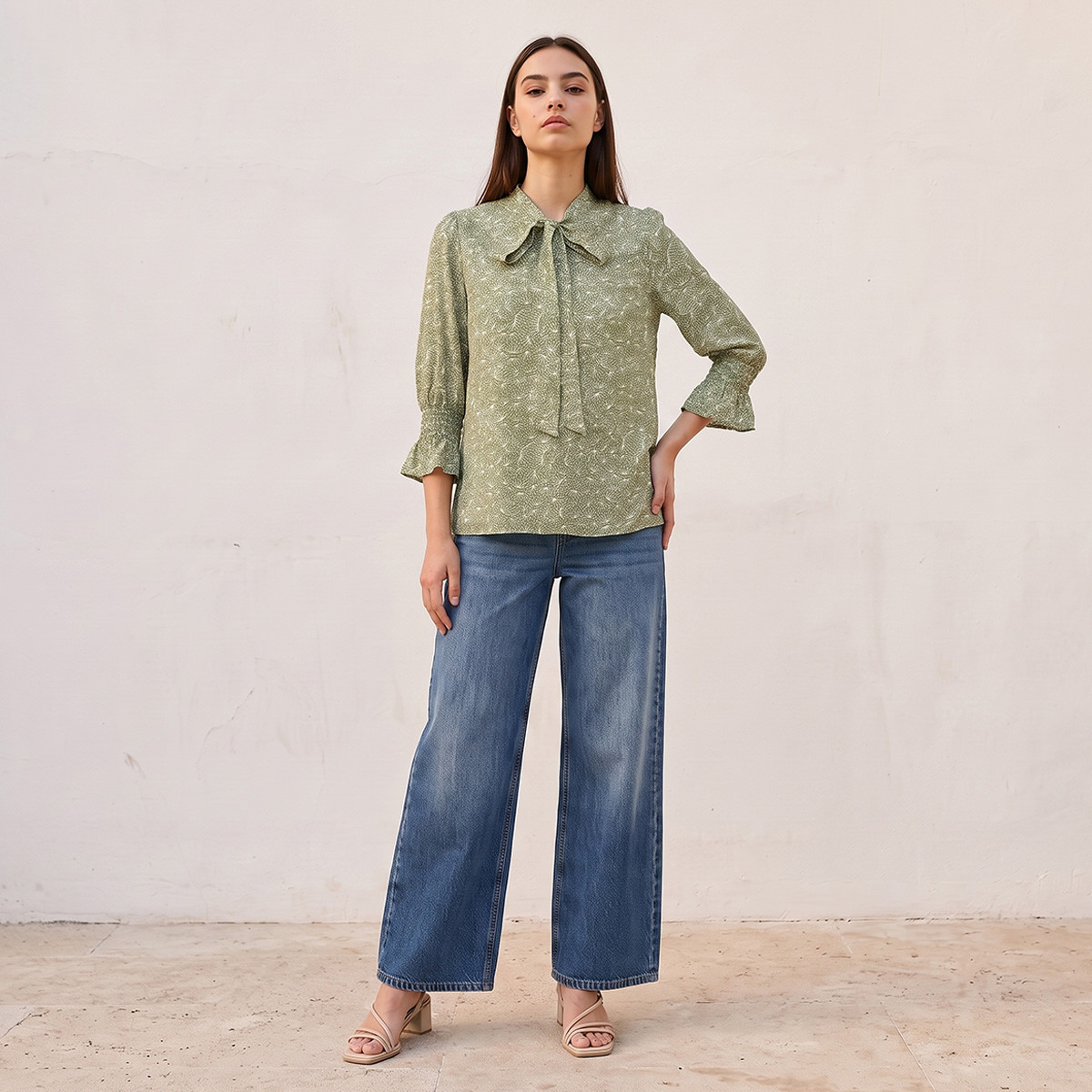 توب بقصة مستقيمة من الفيسكوز بطبعة زهور من سبلاش-women-clothing-shirtsandblouses-blouses-image-5