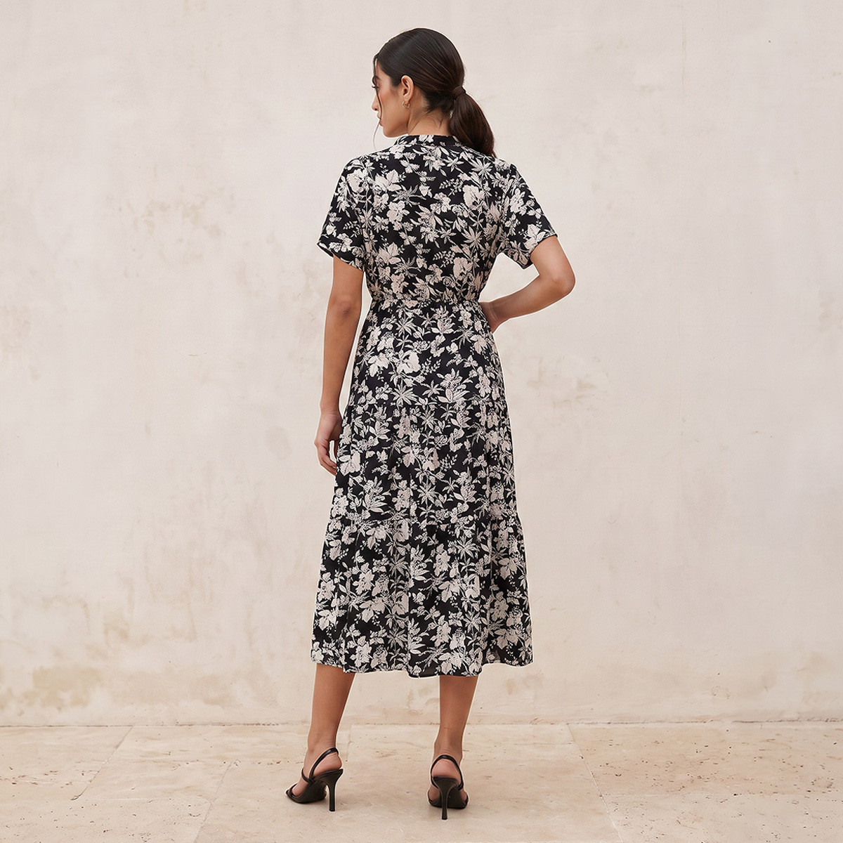 فستان ميدي رايون بخصر كشكش وطبعات زهرية من سبلاش فاف-women-clothing-dresses-image-2