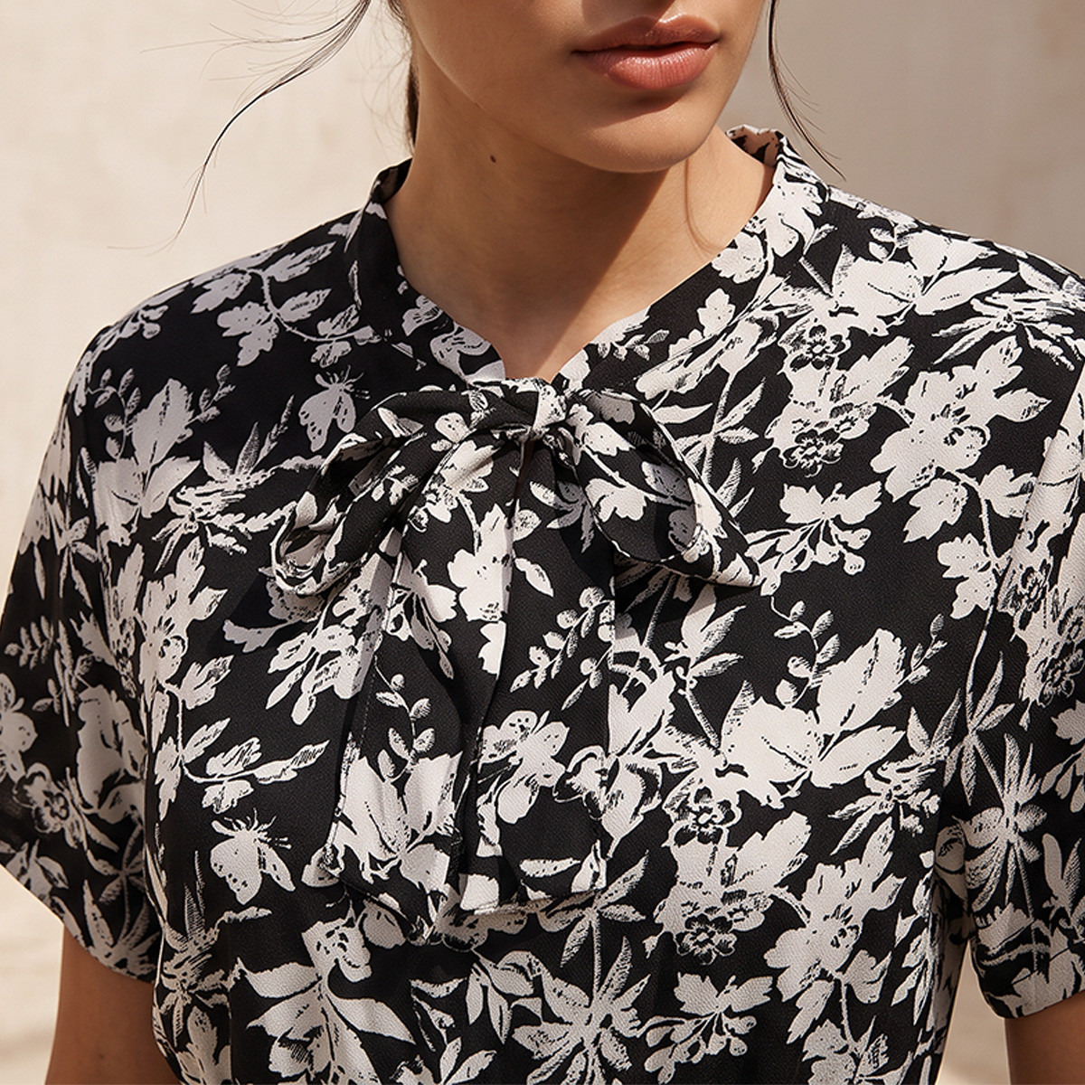 فستان ميدي رايون بخصر كشكش وطبعات زهرية من سبلاش فاف-women-clothing-dresses-image-5