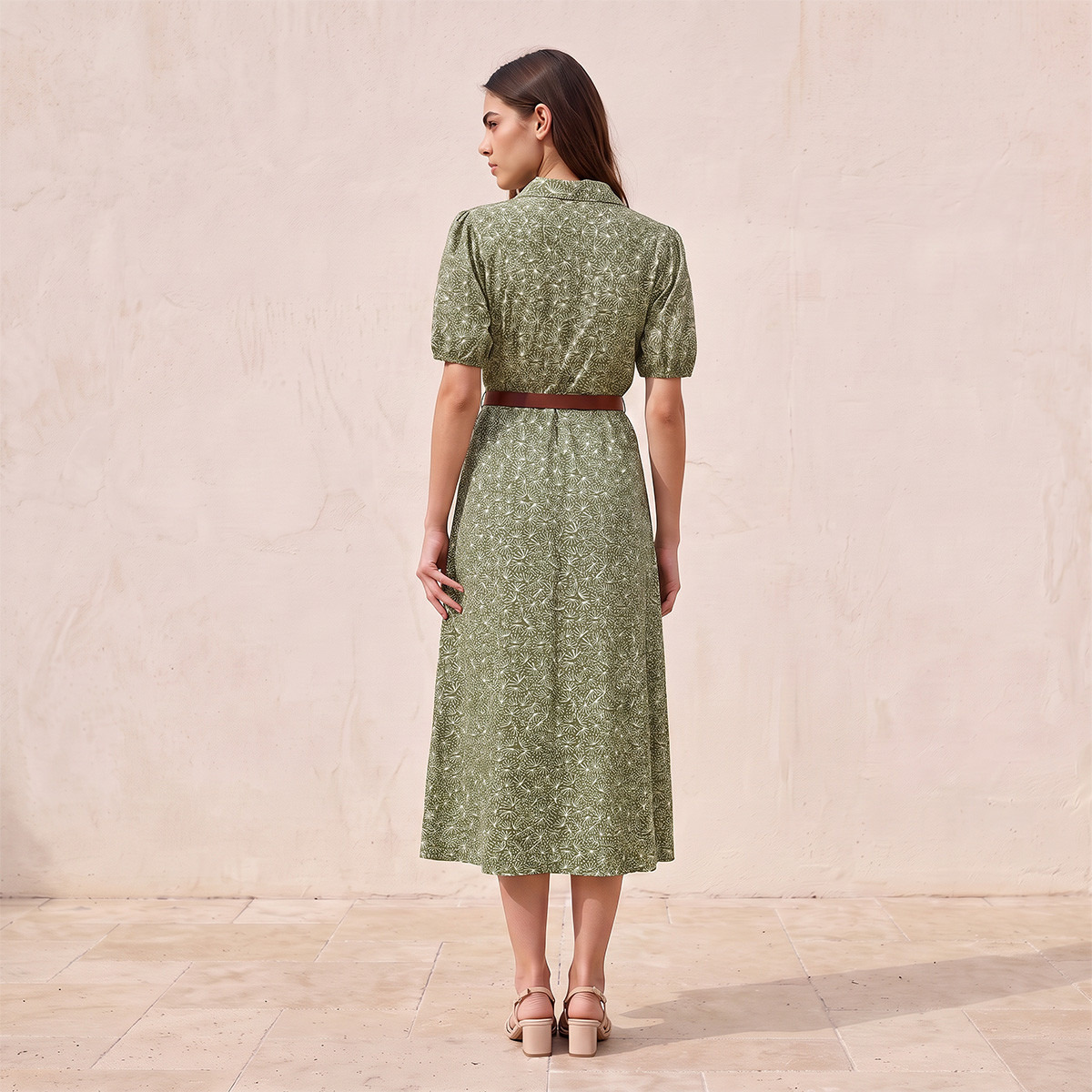فستان قميص من الفيسكوز بطبعة زهور مع حزام من سبلاش-women-clothing-dresses-image-2