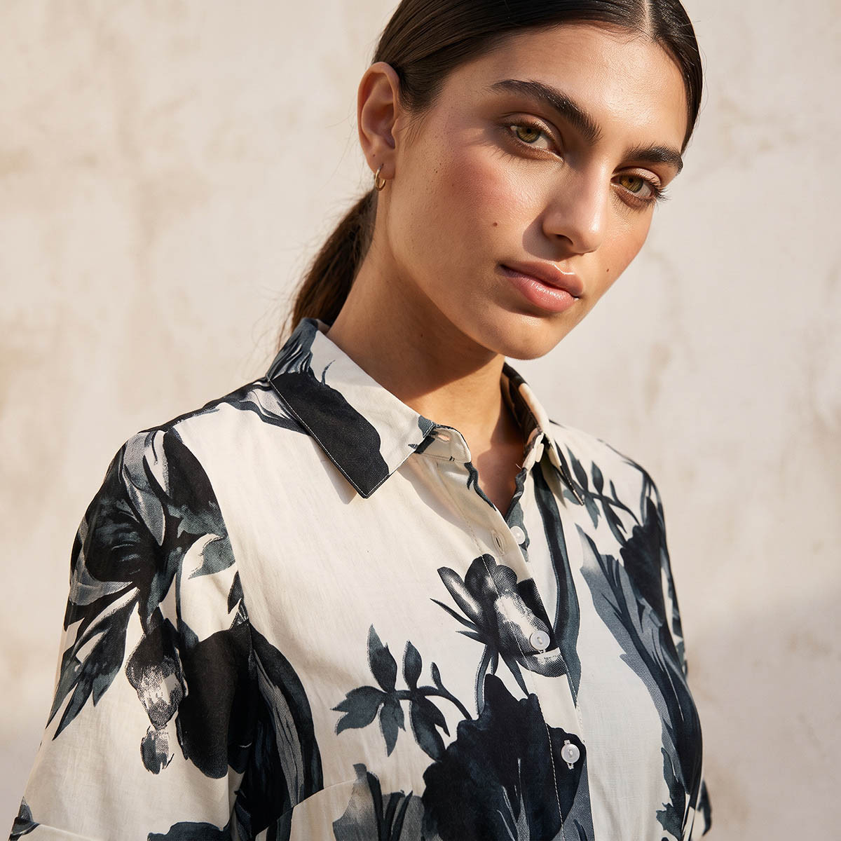 فستان قميص رايون بطبعات زهور من سبلاش فاف-women-clothing-dresses-image-2