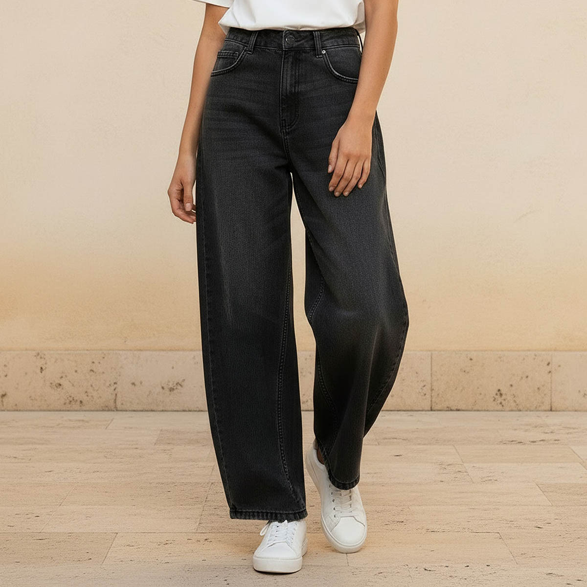 بنطلون جينز بقصّة مستقيمة وخصر مرتفع للنساء من لي كوبر-women-clothing-bottoms-jeans-image-1