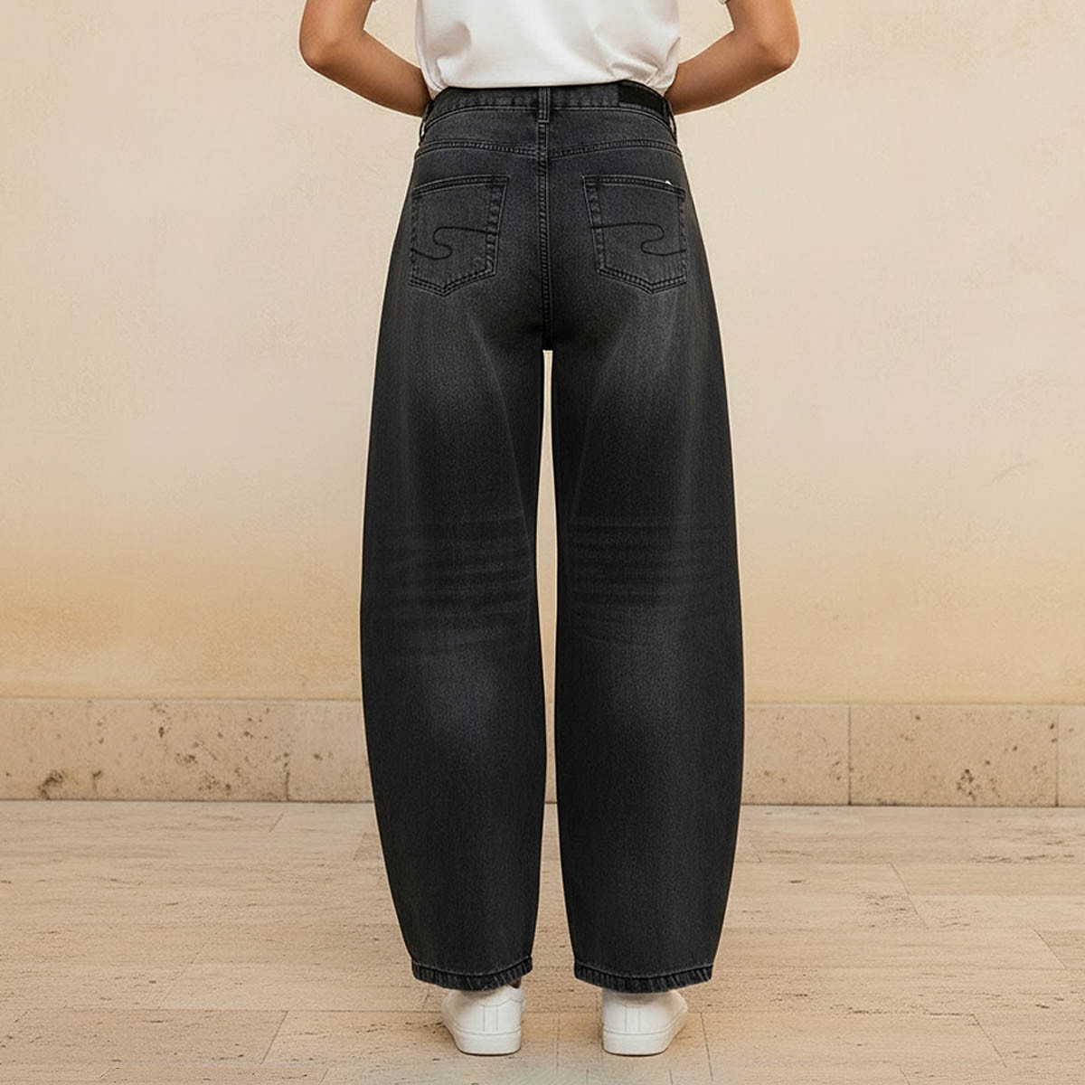 بنطلون جينز بقصّة مستقيمة وخصر مرتفع للنساء من لي كوبر-women-clothing-bottoms-jeans-image-4