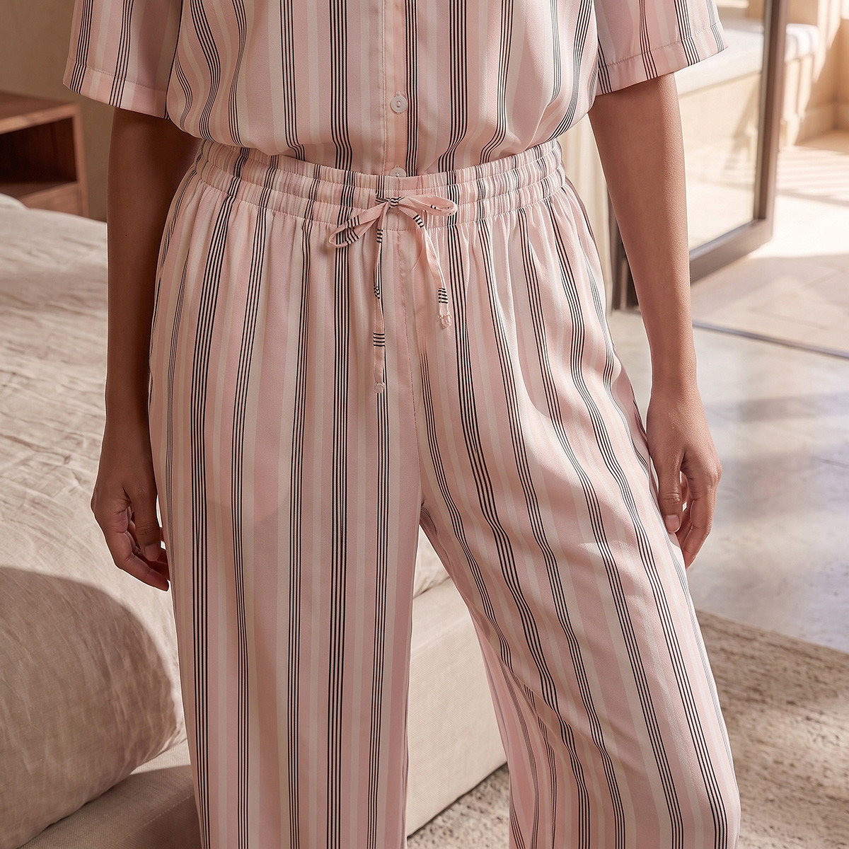 طقم بيجاما مخطط وقميص بوصلة أزرار وبنطلون من أدارايا-women-clothing-nightwear-pyjamas-longsets-image-7