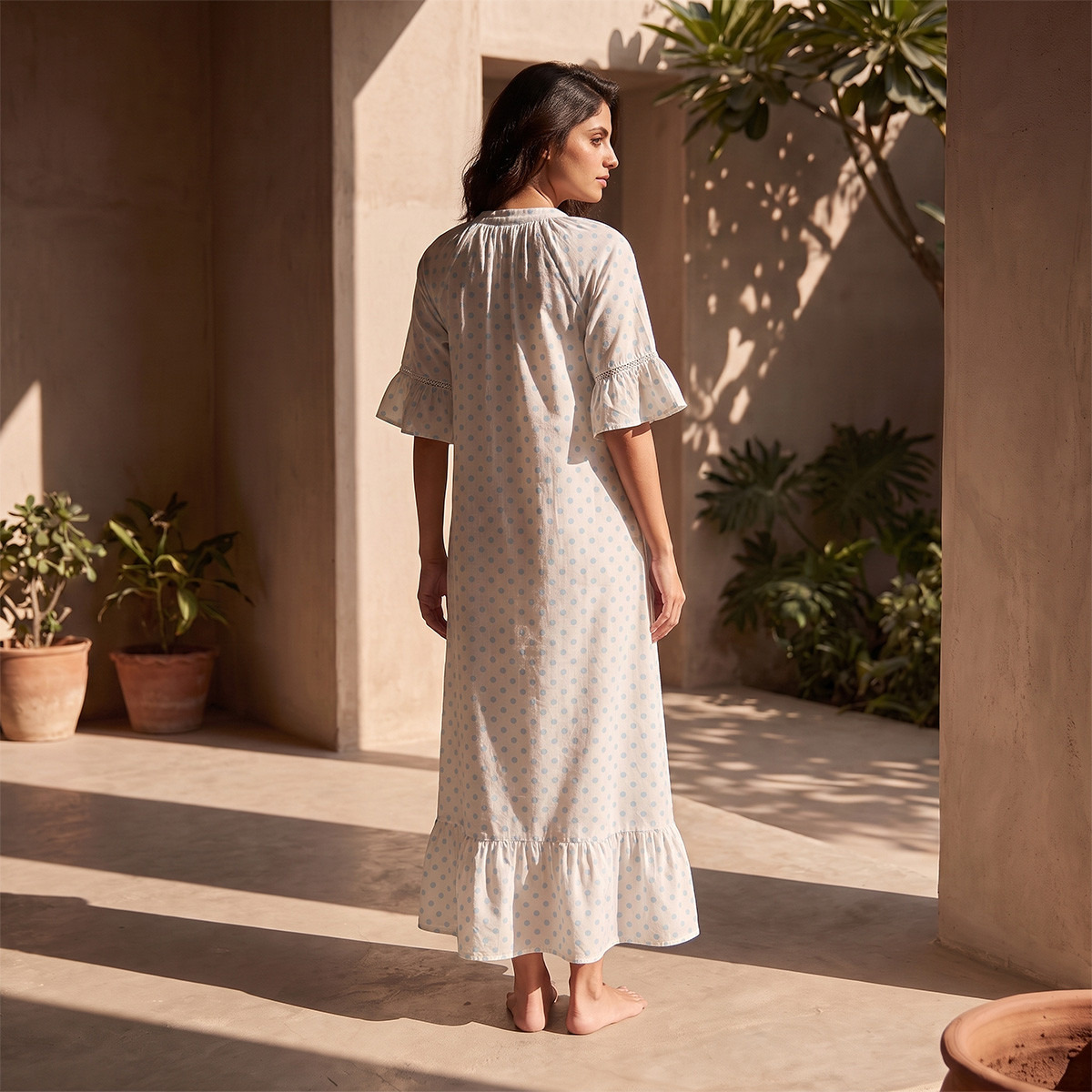فستان نوم فيسكوز بطبعات منقطة من سبلاش فاف-women-clothing-nightwear-nighties-image-3