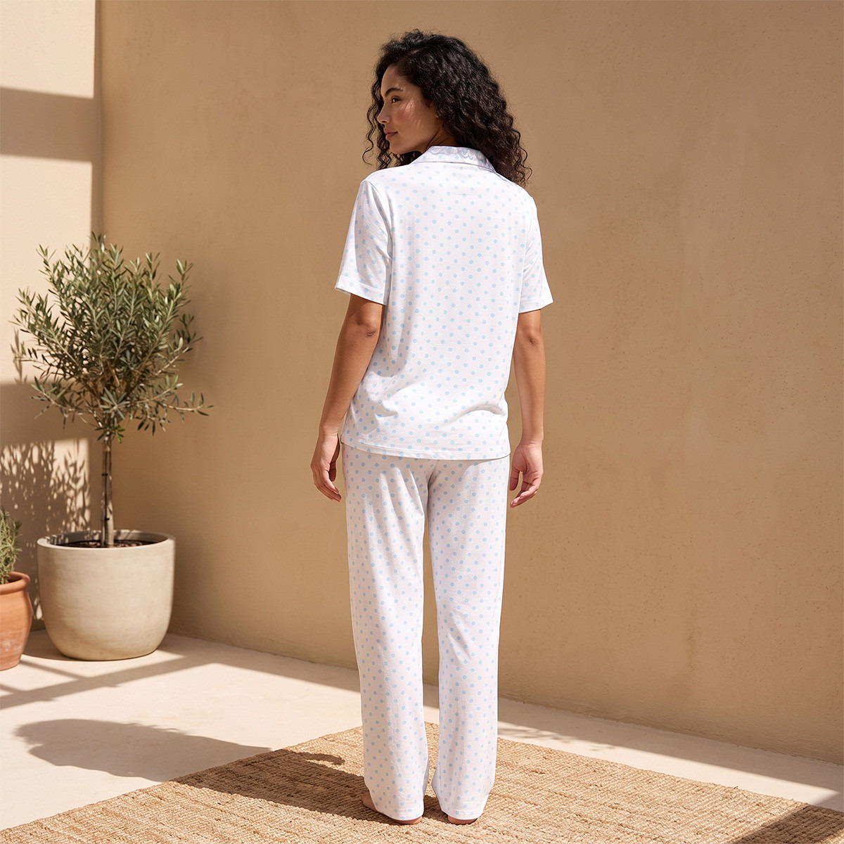 طقم قميص وبنطلون بيجاما فيسكوز بطبعات منقطة من سبلاش فاف-women-clothing-nightwear-pyjamas-longsets-image-3