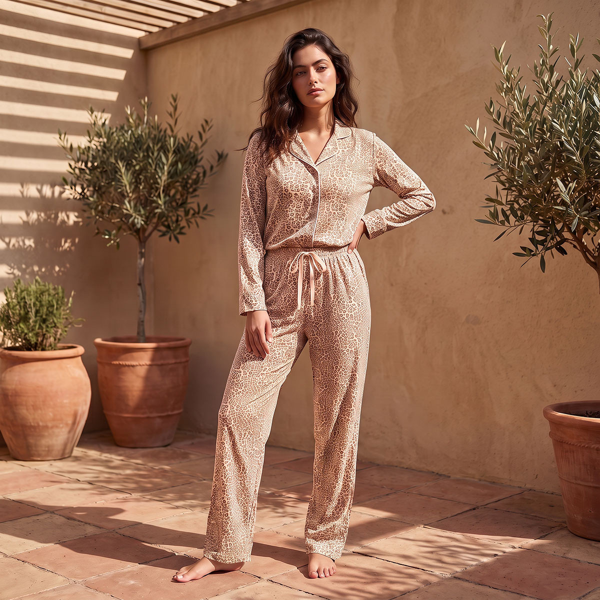 طقم بنطلون بيجاما وقميص بأزرار وطبعات حيوانات من سبلاش فيف-women-clothing-nightwear-pyjamas-longsets-image-2