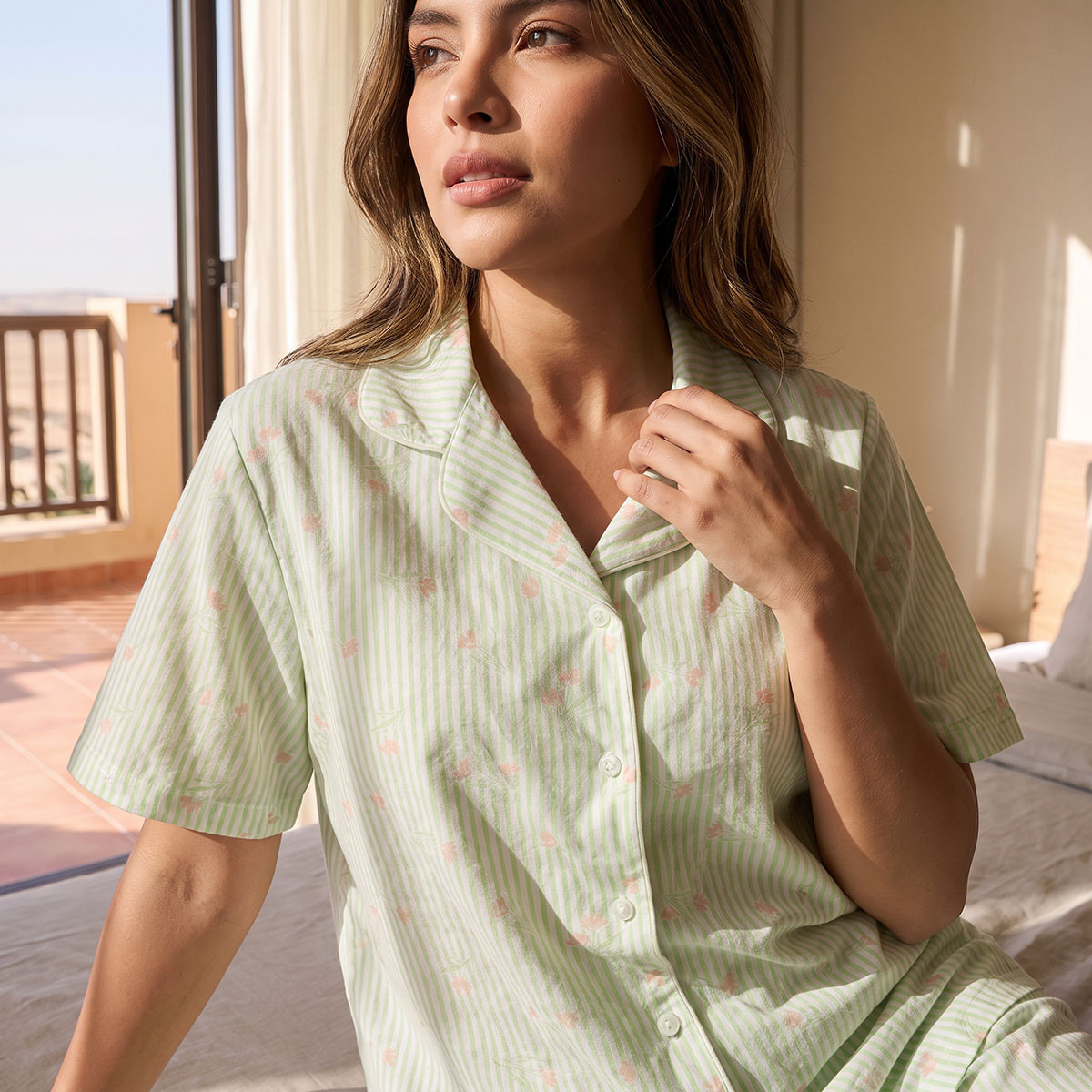 طقم قميص بأزرار وبنطلون بيجاما مخطط من سبلاش فيف-women-clothing-nightwear-pyjamas-longsets-image-5