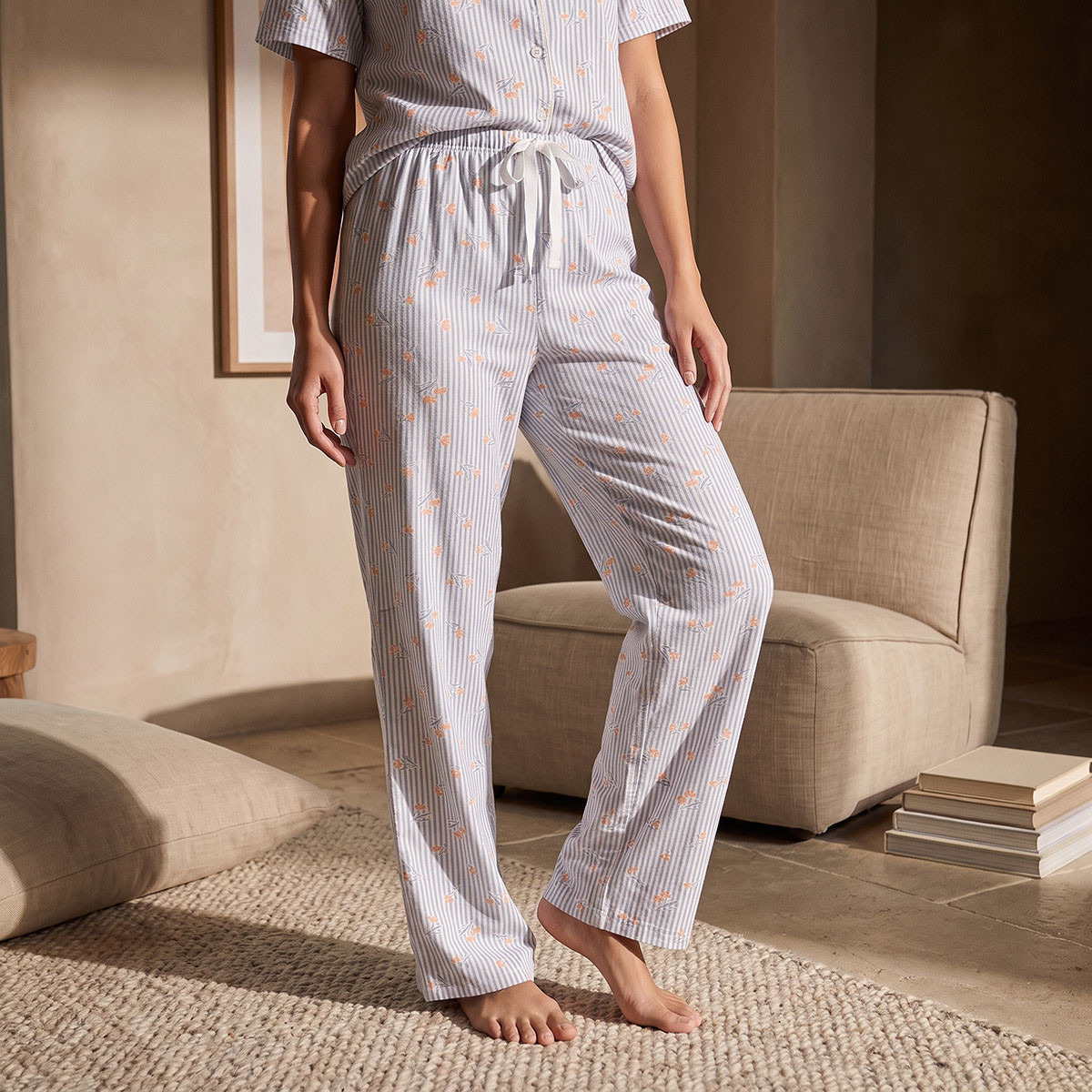 طقم قميص بأزرار وبنطلون بيجاما مخطط من سبلاش فيف-women-clothing-nightwear-pyjamas-longsets-image-5
