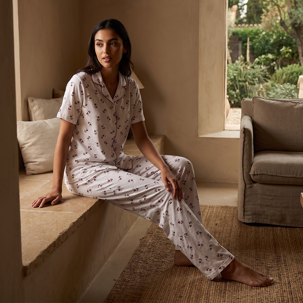 طقم بنطلون بيجاما وقميص بوصلة أزرار وطبعات زهور من سبلاش فاف-women-clothing-nightwear-pyjamas-longsets-image-1