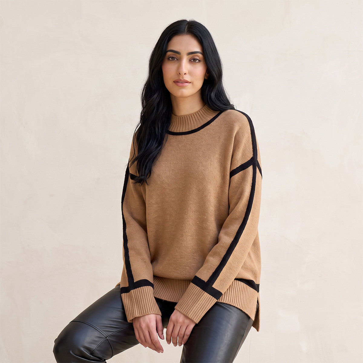 كنزة بارزة الملمس برقبة ضيقة من سبلاش فاف-women-winterwear-cardigansandjumpers-jumpers-image-4
