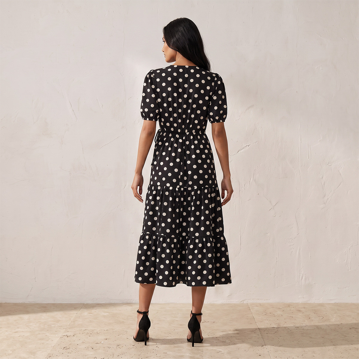 فستان ميدي منقط بتصميم طبقات من سبلاش فاف-women-clothing-dresses-image-2