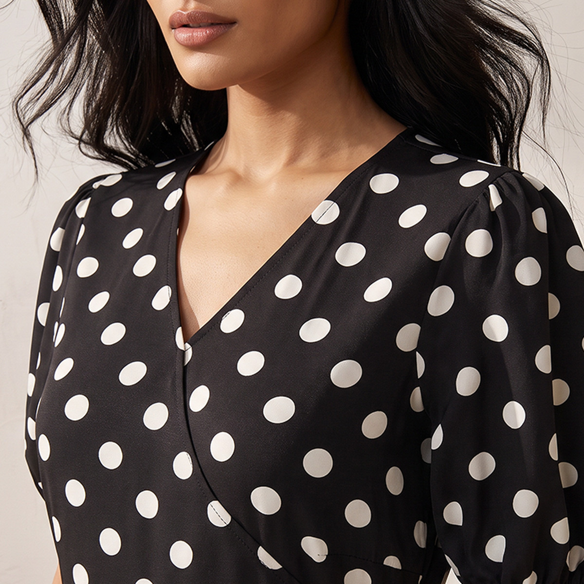فستان ميدي منقط بتصميم طبقات من سبلاش فاف-women-clothing-dresses-image-5