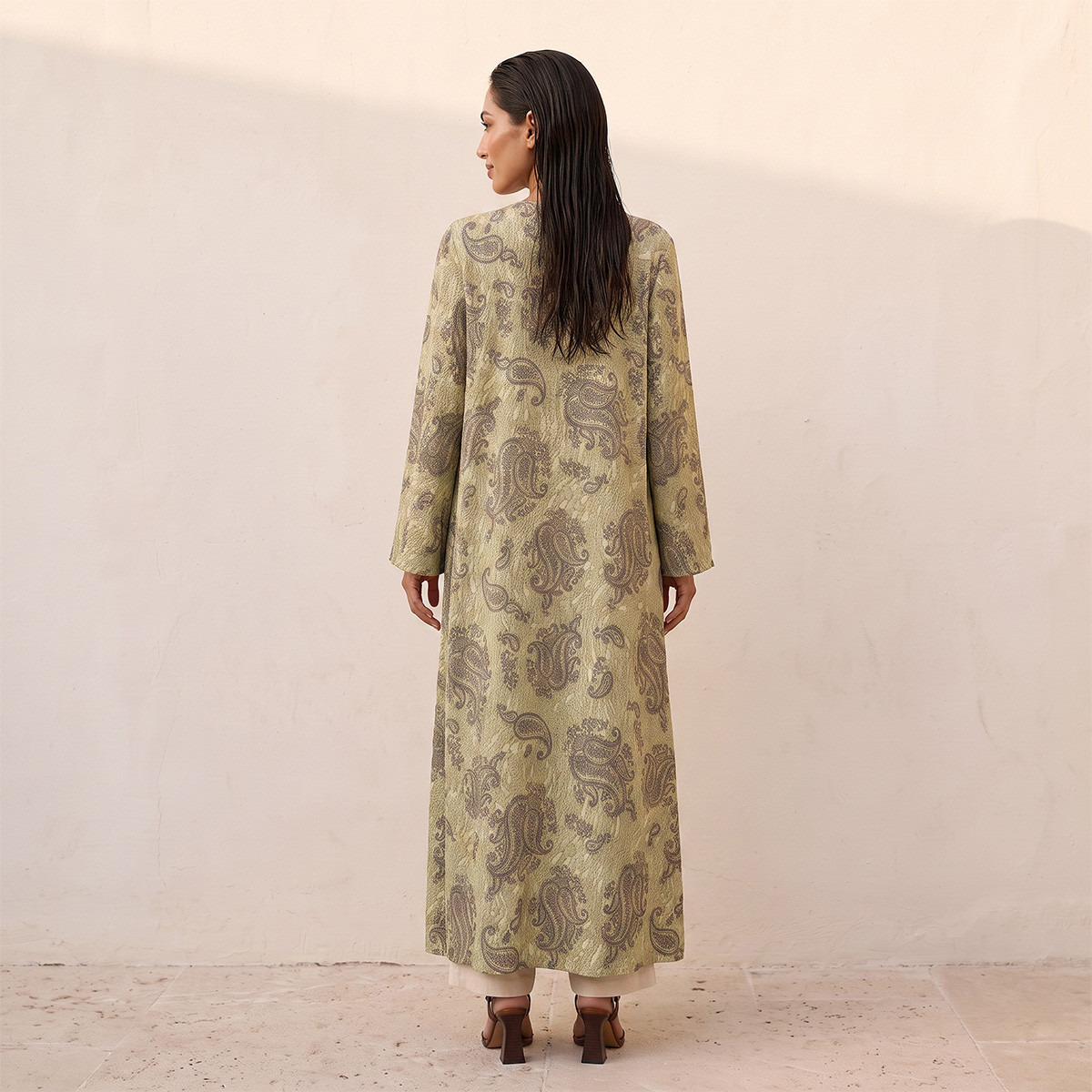 سترة كيمونو طويلة بطبعات بيزلي من سبلاش فاڤ-women-clothing-plussize-shirtsandblouses-blouses-image-4
