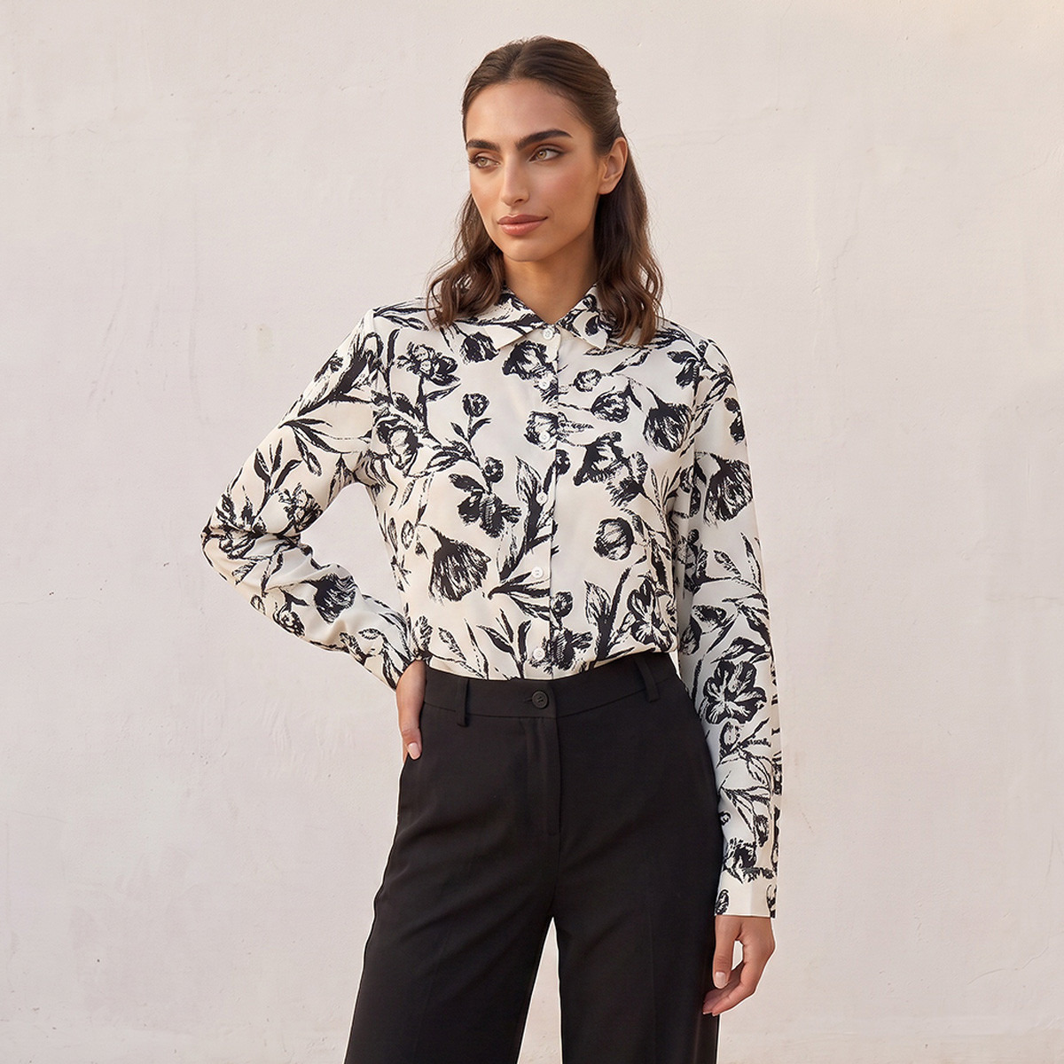 قميص بحواف غير متساوية وطبعات زهرية من سبلاش فيف-women-clothing-shirtsandblouses-shirts-image-5