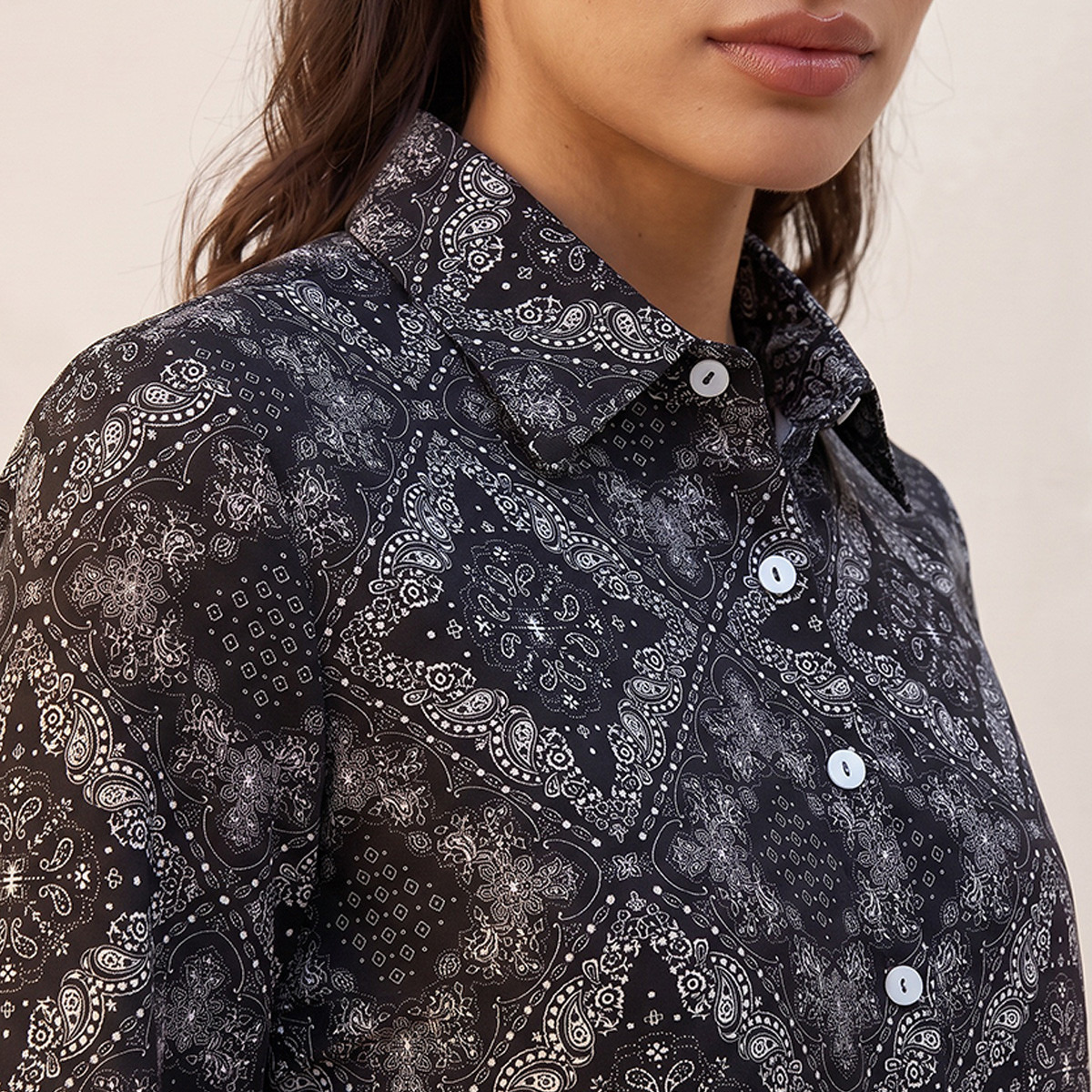 قميص بنقشة بيزلي وحواف غير متماثلة من سبلاش فاف-women-clothing-shirtsandblouses-shirts-image-6