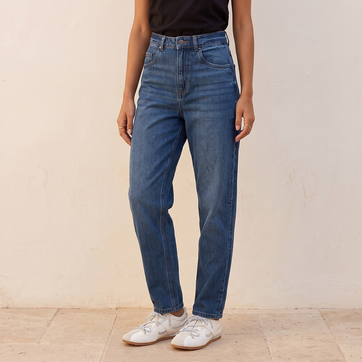 بنطلون جينز قطن بقصة موم وجيوب من سبلاش-women-clothing-bottoms-jeans-image-2