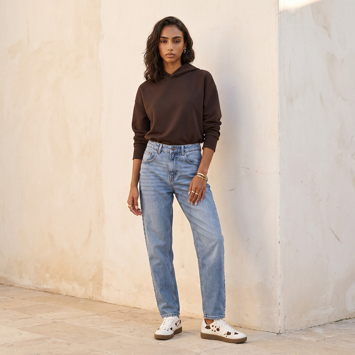 بنطلون جينز قطن بقصة موم وجيوب من سبلاش-women-clothing-bottoms-jeans-image-2
