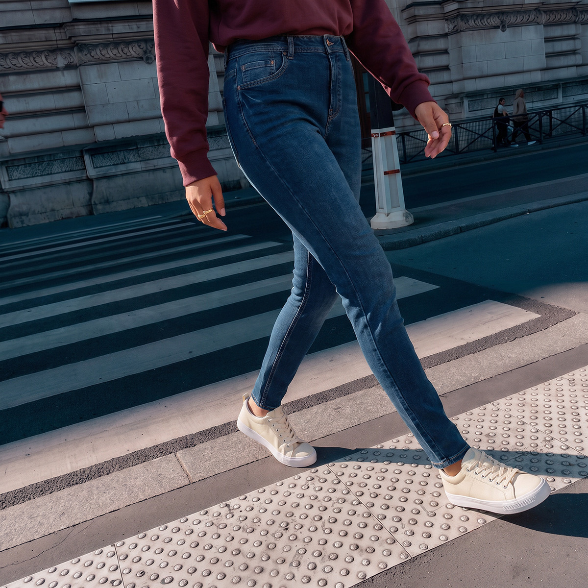بنطلون جينز بقصة سكيني وخصر عالي وجيوب من سبلاش فيف-women-clothing-bottoms-jeans-image-1
