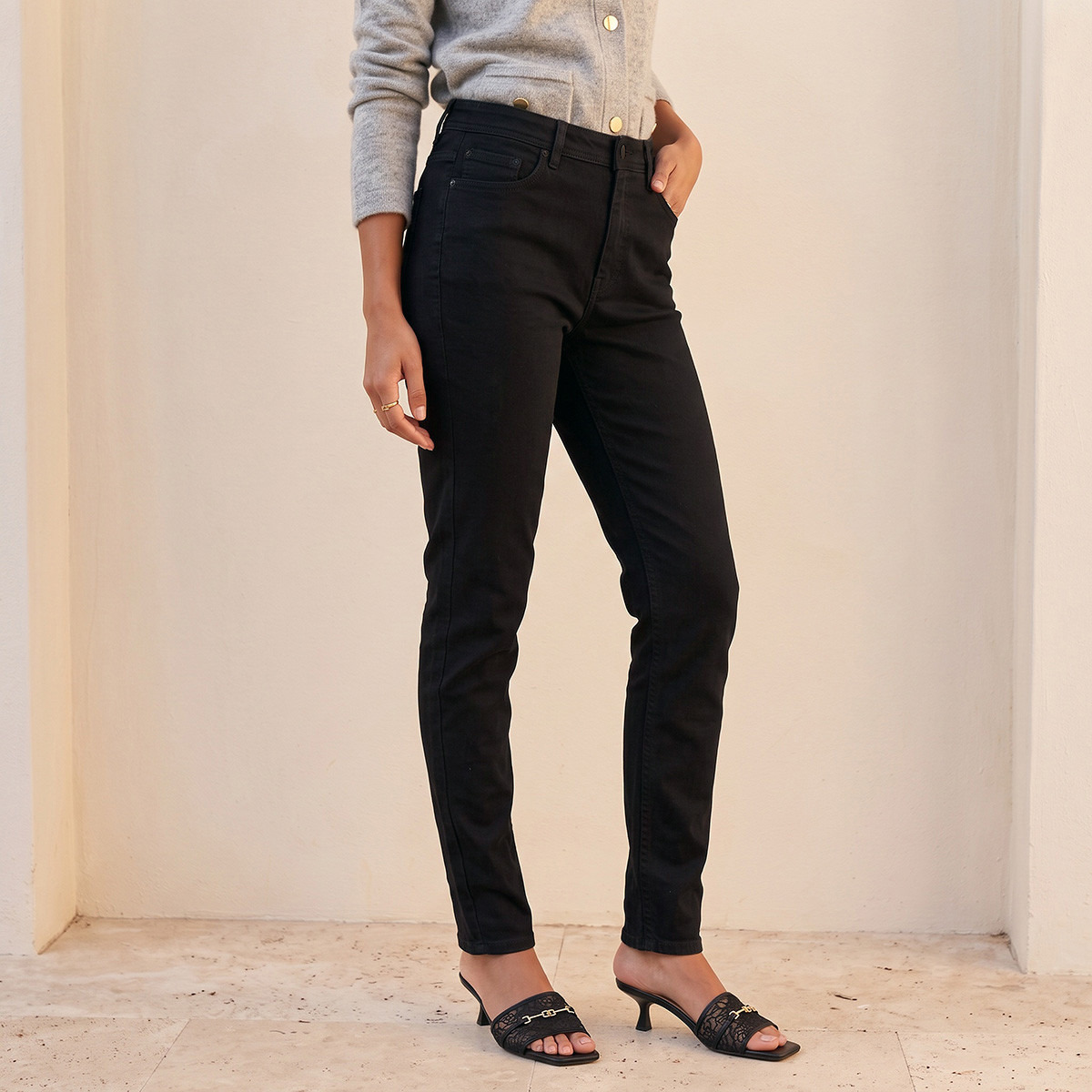 بنطلون جينز بقصة سكيني وخصر عالي وجيوب من سبلاش فيف-women-clothing-bottoms-jeans-image-2
