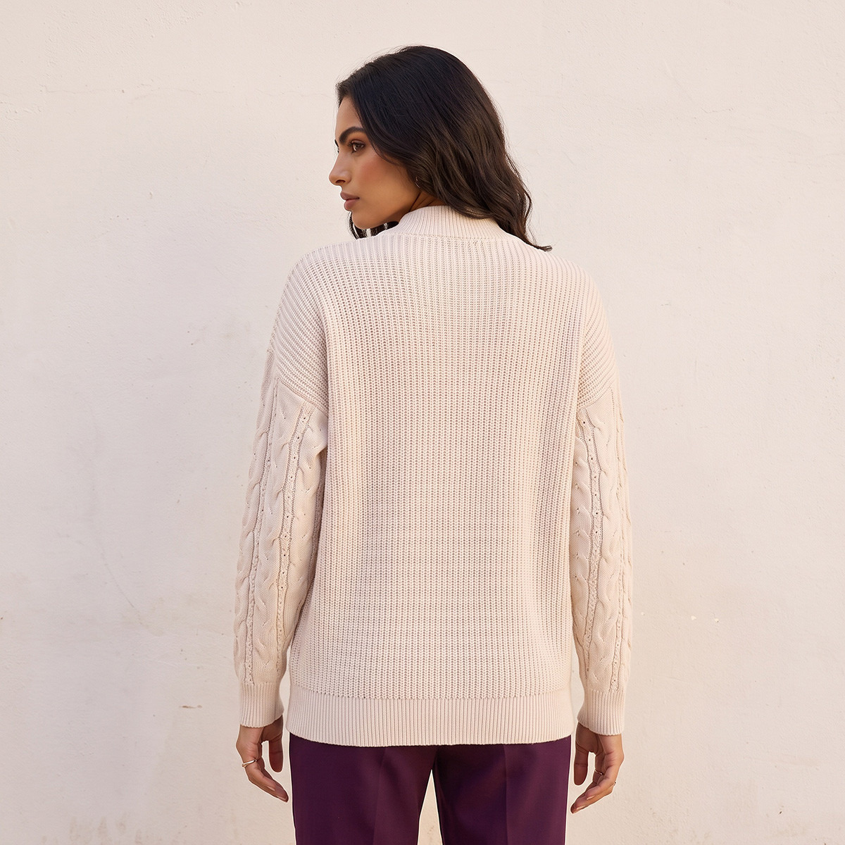 كنزة بياقة عالية ونقشات من فاف من سبلاش-women-winterwear-cardigansandjumpers-jumpers-image-3