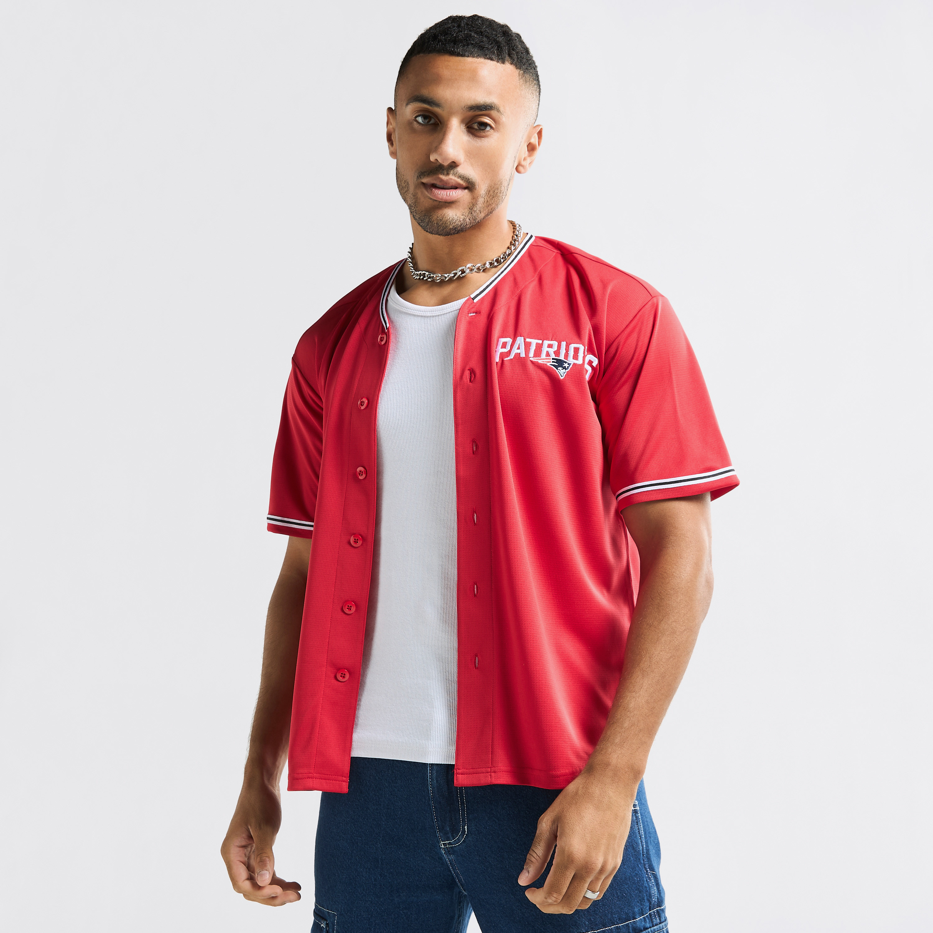قميص بتصميم دوري إن إف إل وطبعات نيو إنجلاند باتريوتس-men-clothing-shirts-image-1