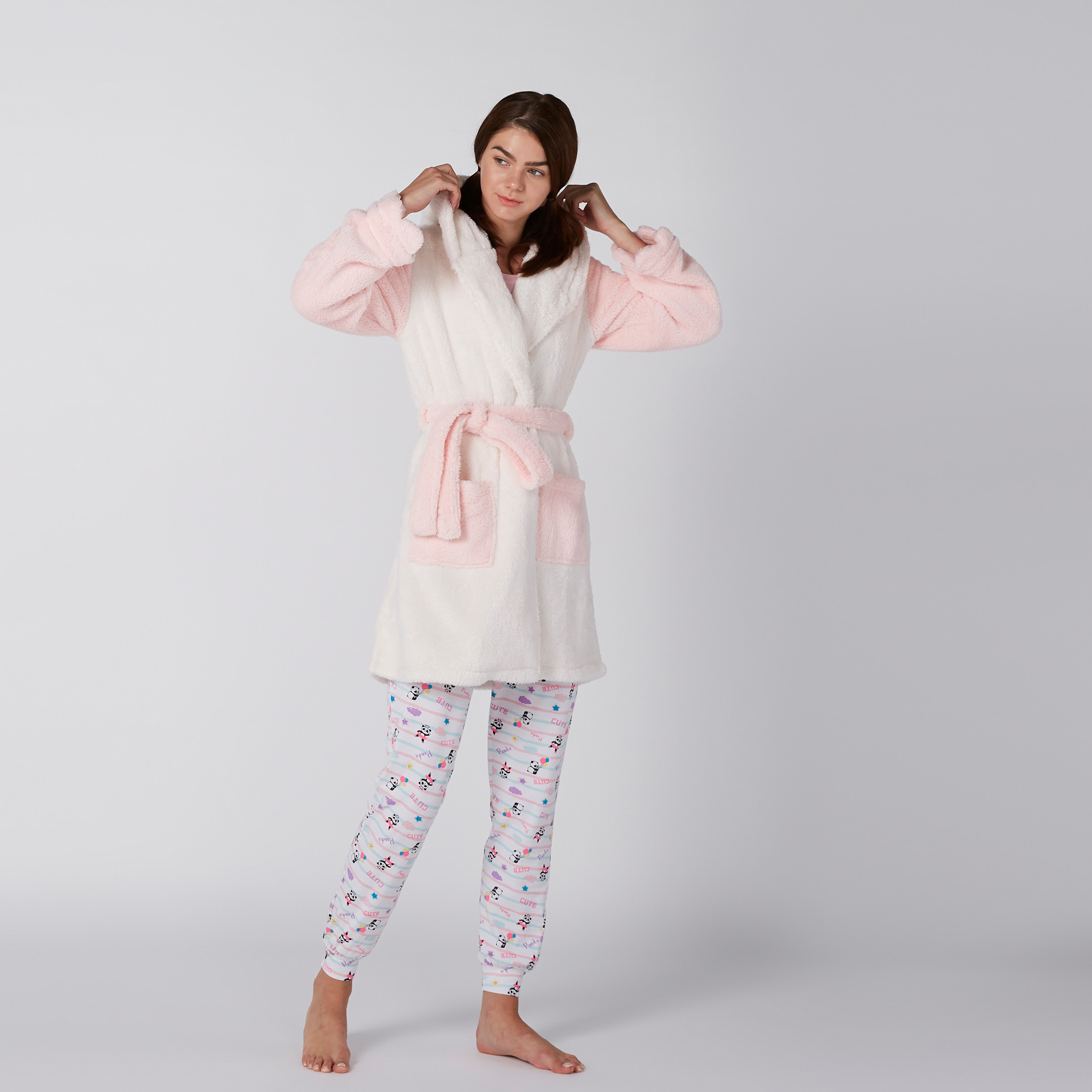 Buy Plush Bath Robe with Pocket Detail and Hood Online | Centrepoint UAE