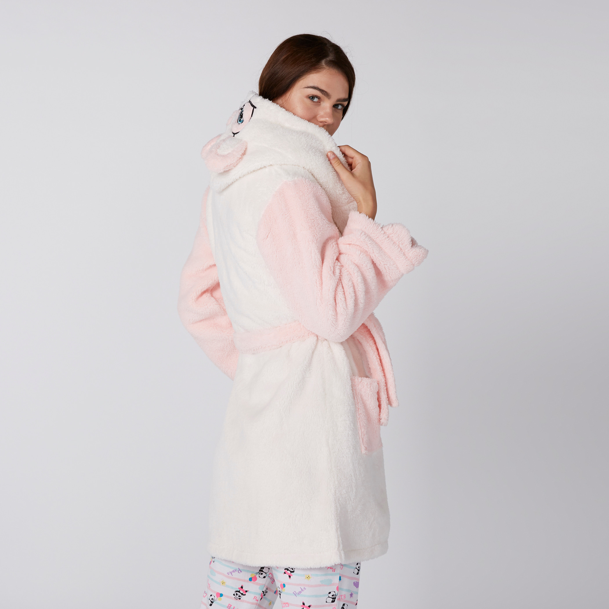 Buy Plush Bath Robe with Pocket Detail and Hood Online | Centrepoint UAE
