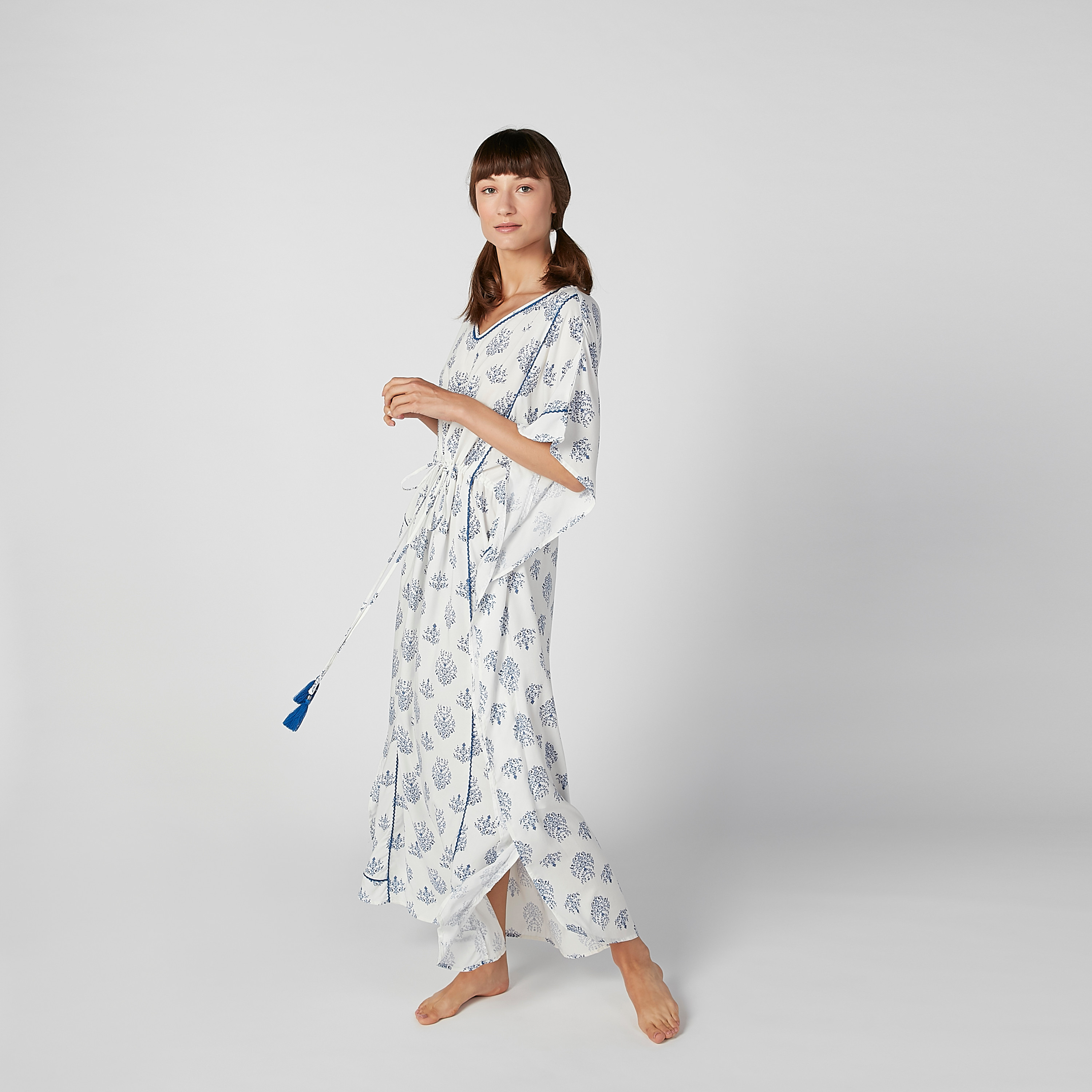 فستان سهرة بأكمام متصلة وأربطة وطبعات-women-clothing-nightwear-nighties-image-1