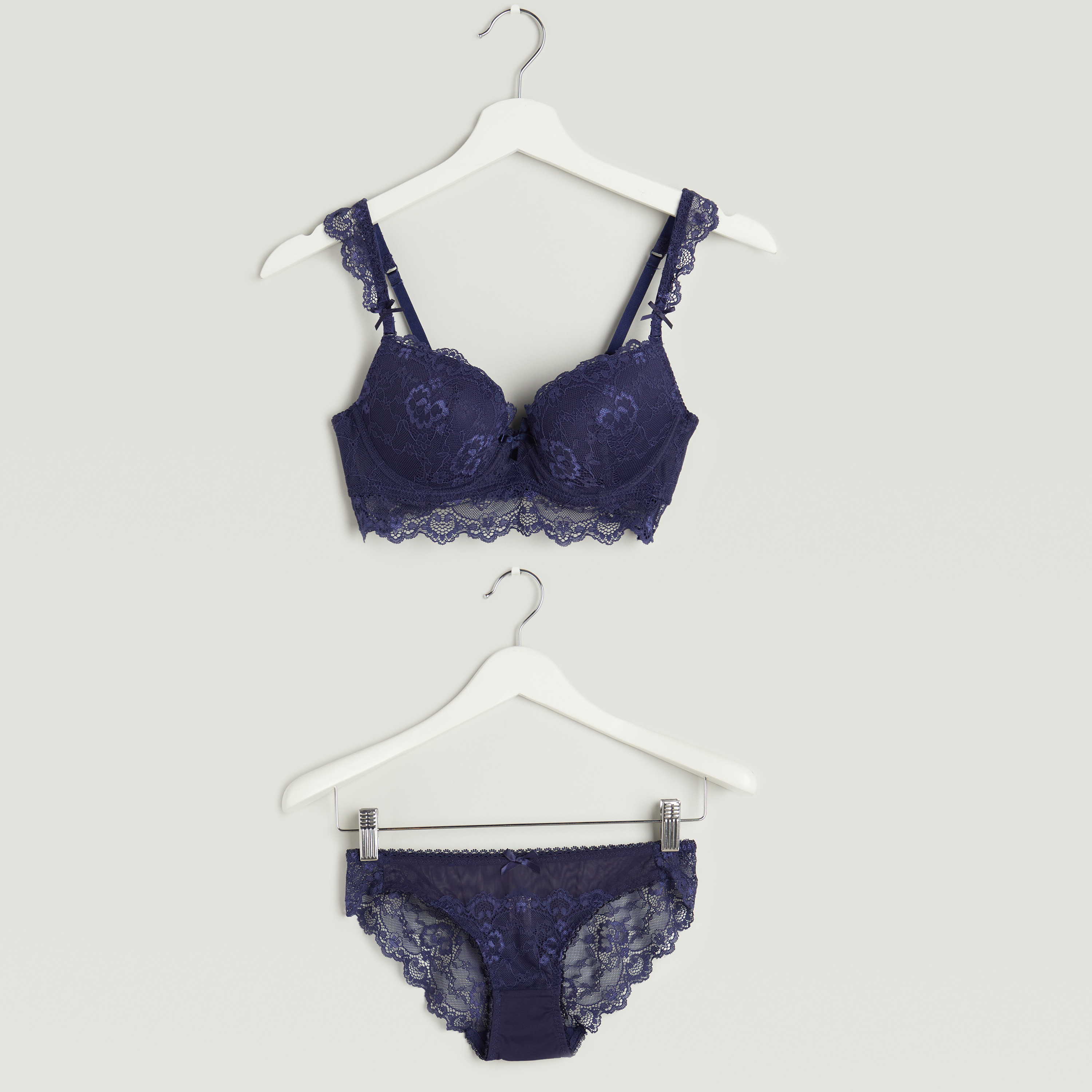 طقم ملابس داخلية وصدريّة بلانج دانتيل مبطّنة-women-clothing-lingerie-lingeriesets-image-1