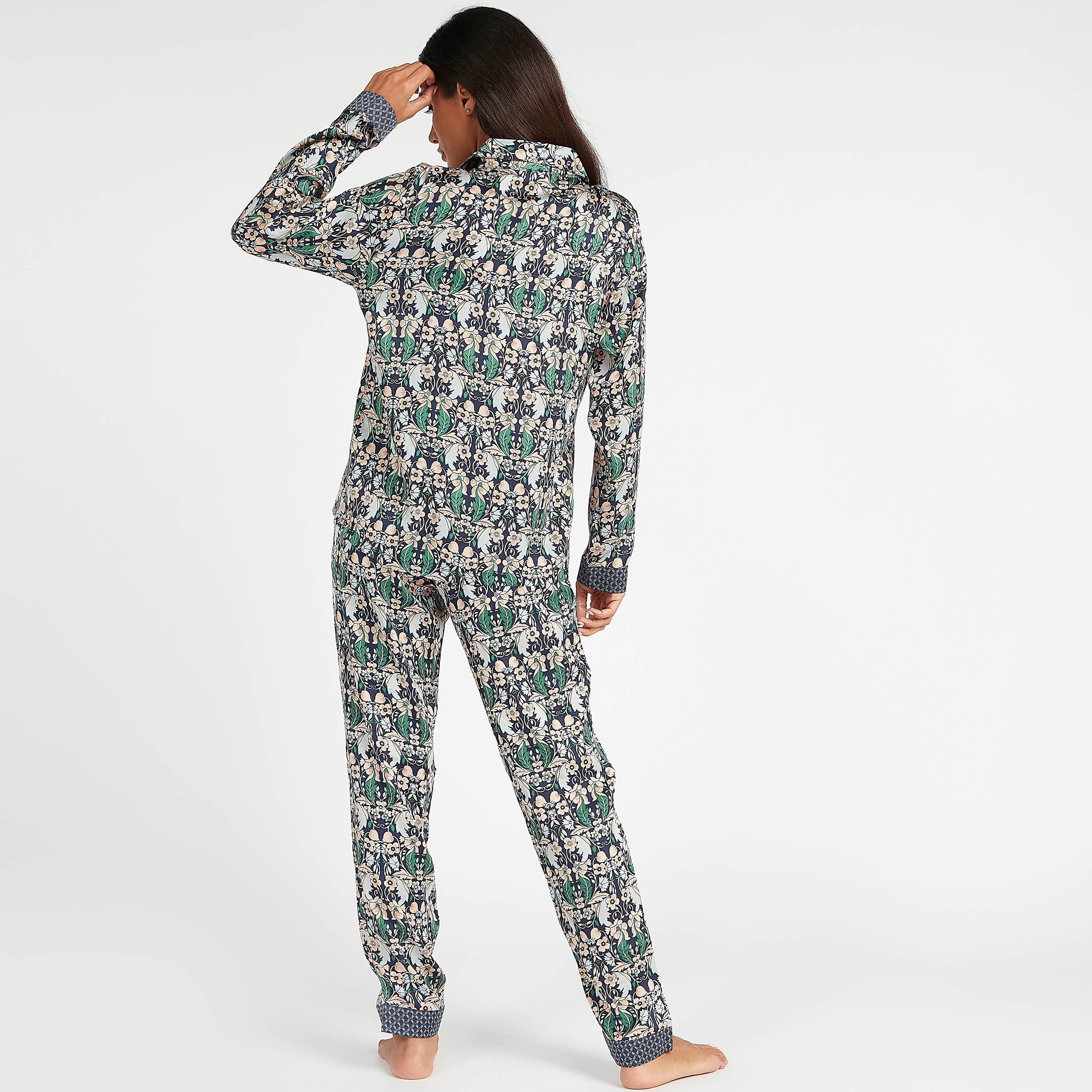 طقم مستدام بنطلون بيجاما طويل وقميص بطبعات أزهار-women-clothing-nightwear-pyjamas-longsets-image-4