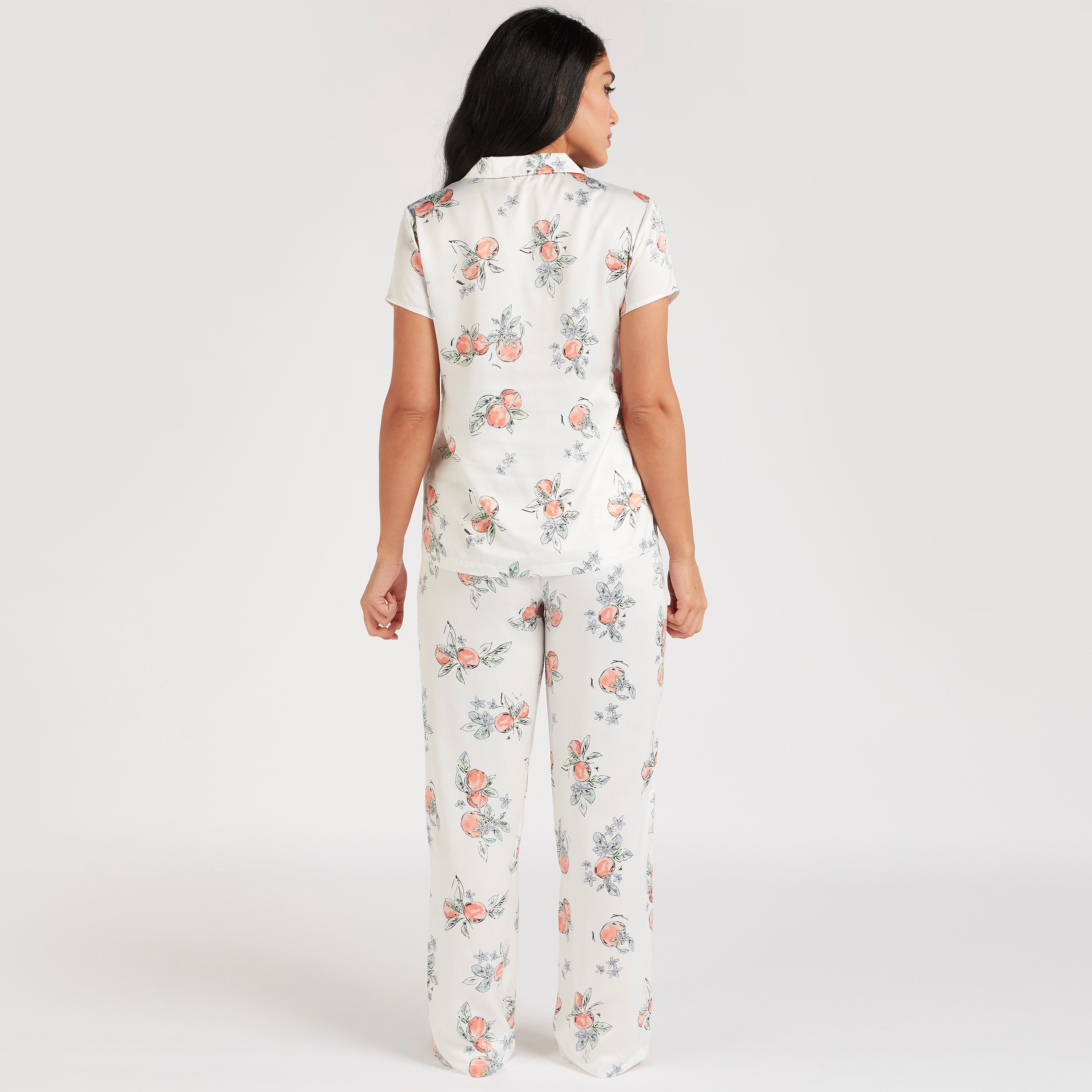 طقم بنطلون بيجاما وقميص بأكمام قصيرة وطبعات-women-clothing-nightwear-pyjamas-longsets-image-3