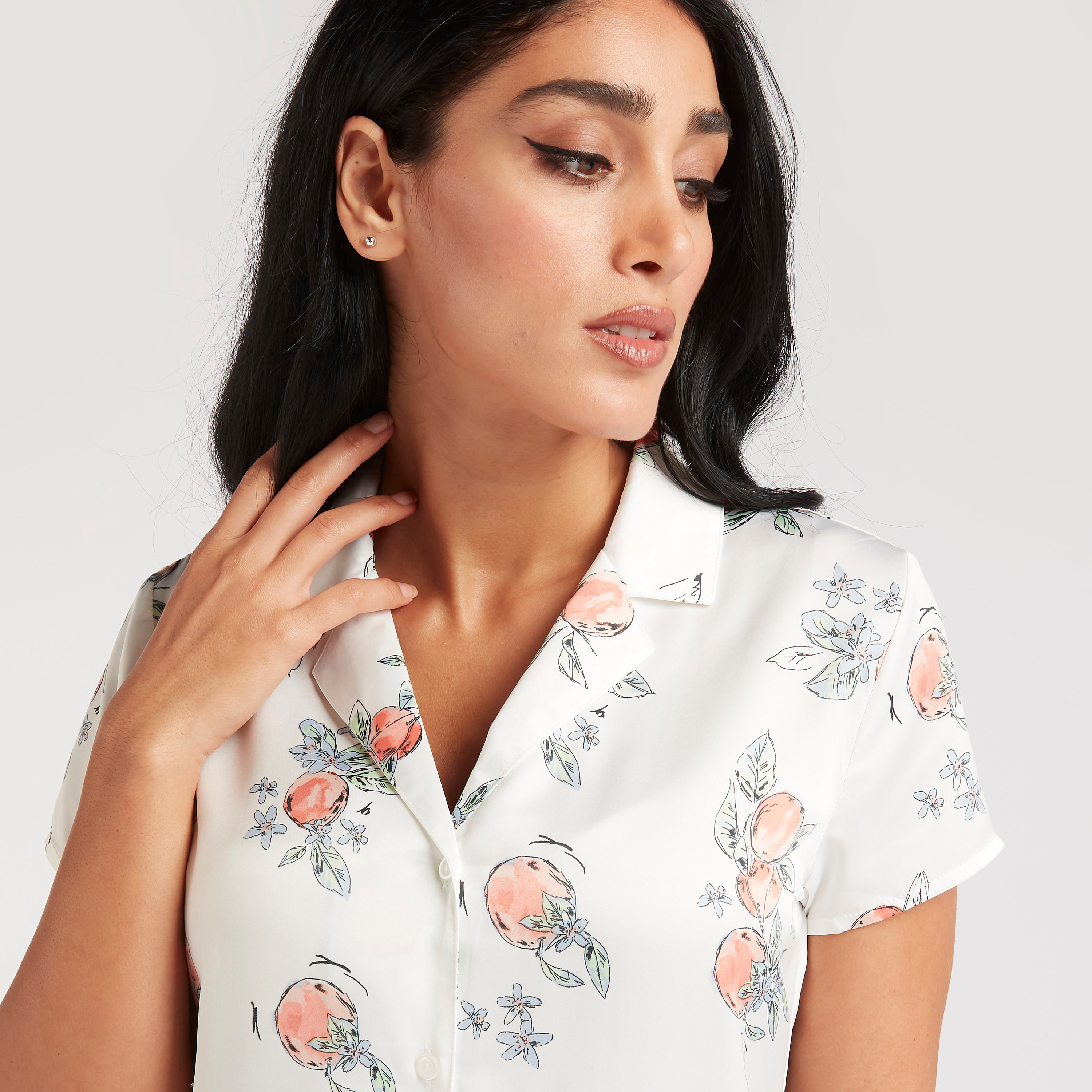 طقم بنطلون بيجاما وقميص بأكمام قصيرة وطبعات-women-clothing-nightwear-pyjamas-longsets-image-4