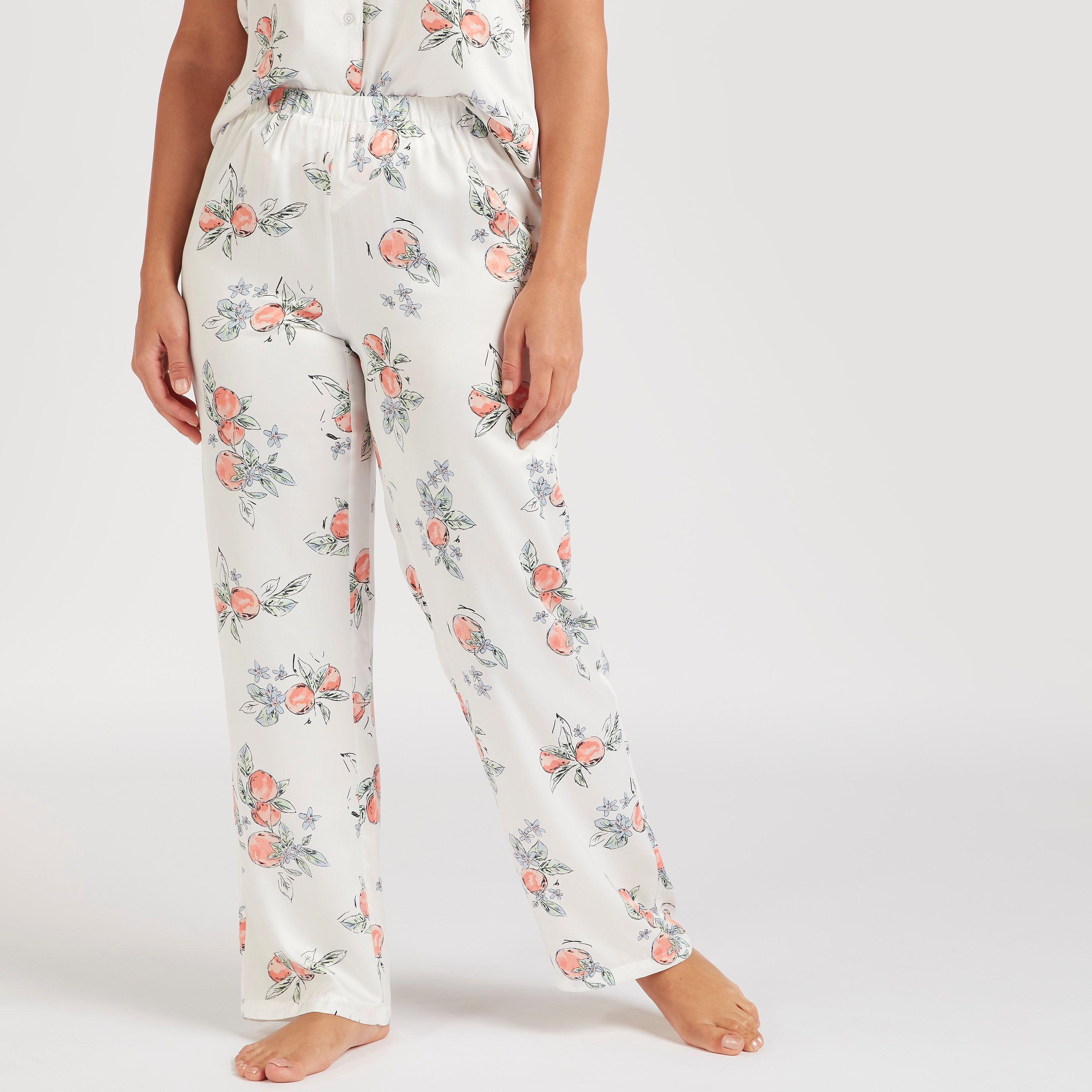 طقم بنطلون بيجاما وقميص بأكمام قصيرة وطبعات-women-clothing-nightwear-pyjamas-longsets-image-5