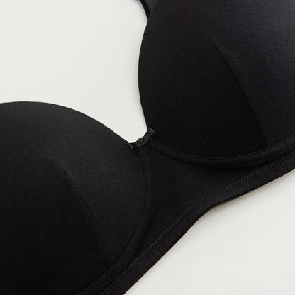 Solid Non-Wired Lightly Padded T-shirt Bra