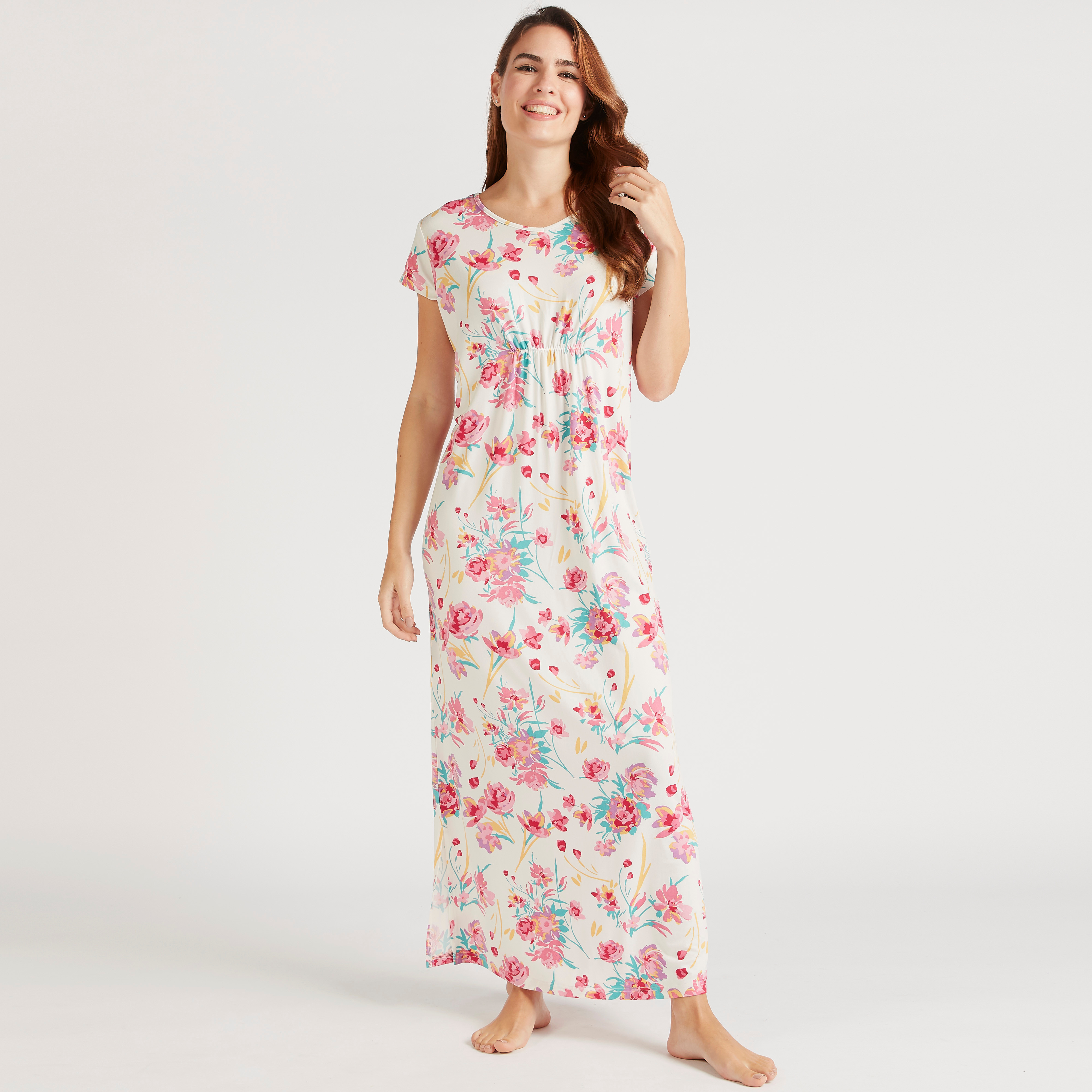 ثوب نوم بياقة V وأكمام كاب وطبعات زهرية-women-clothing-nightwear-nighties-image-1