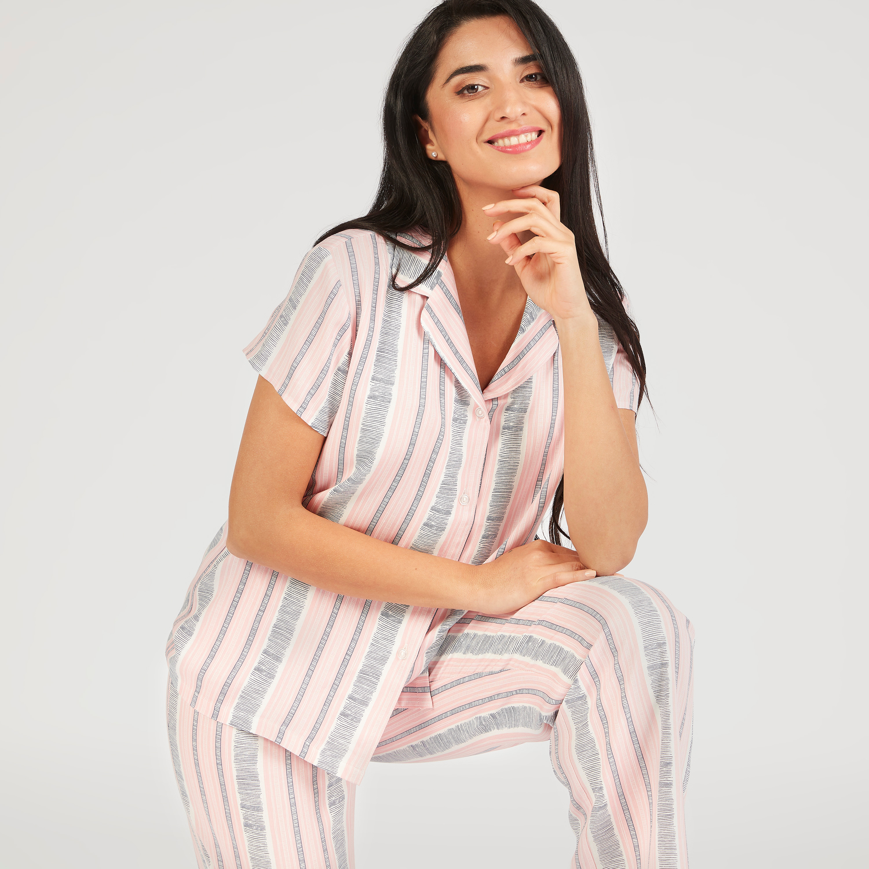 طقم بنطلون بيجاما وقميص مقلّم-women-clothing-nightwear-pyjamas-longsets-image-1