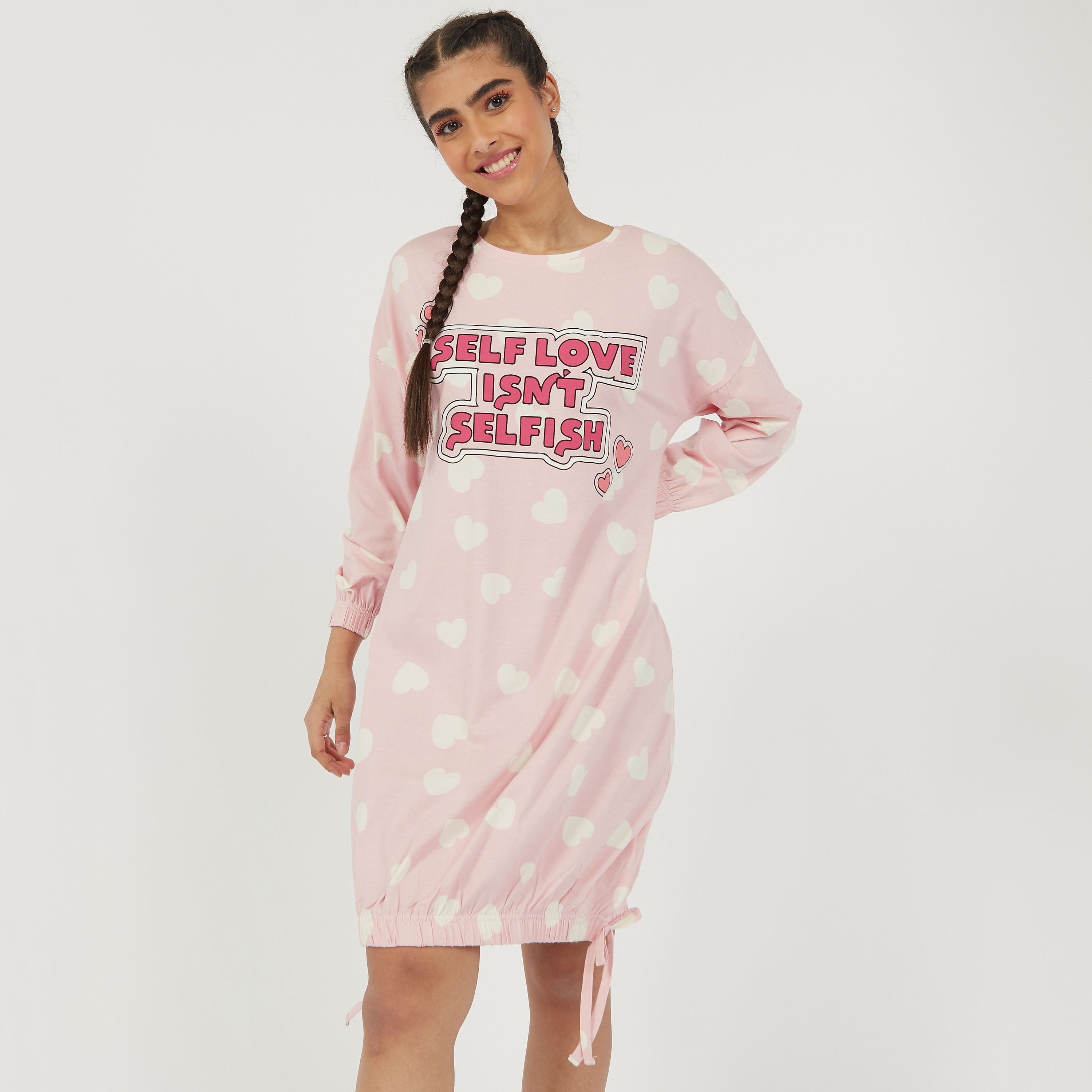 قميص نوم بياقة مستديرة وأكمام طويلة وطبعات-women-clothing-nightwear-nighties-image-2