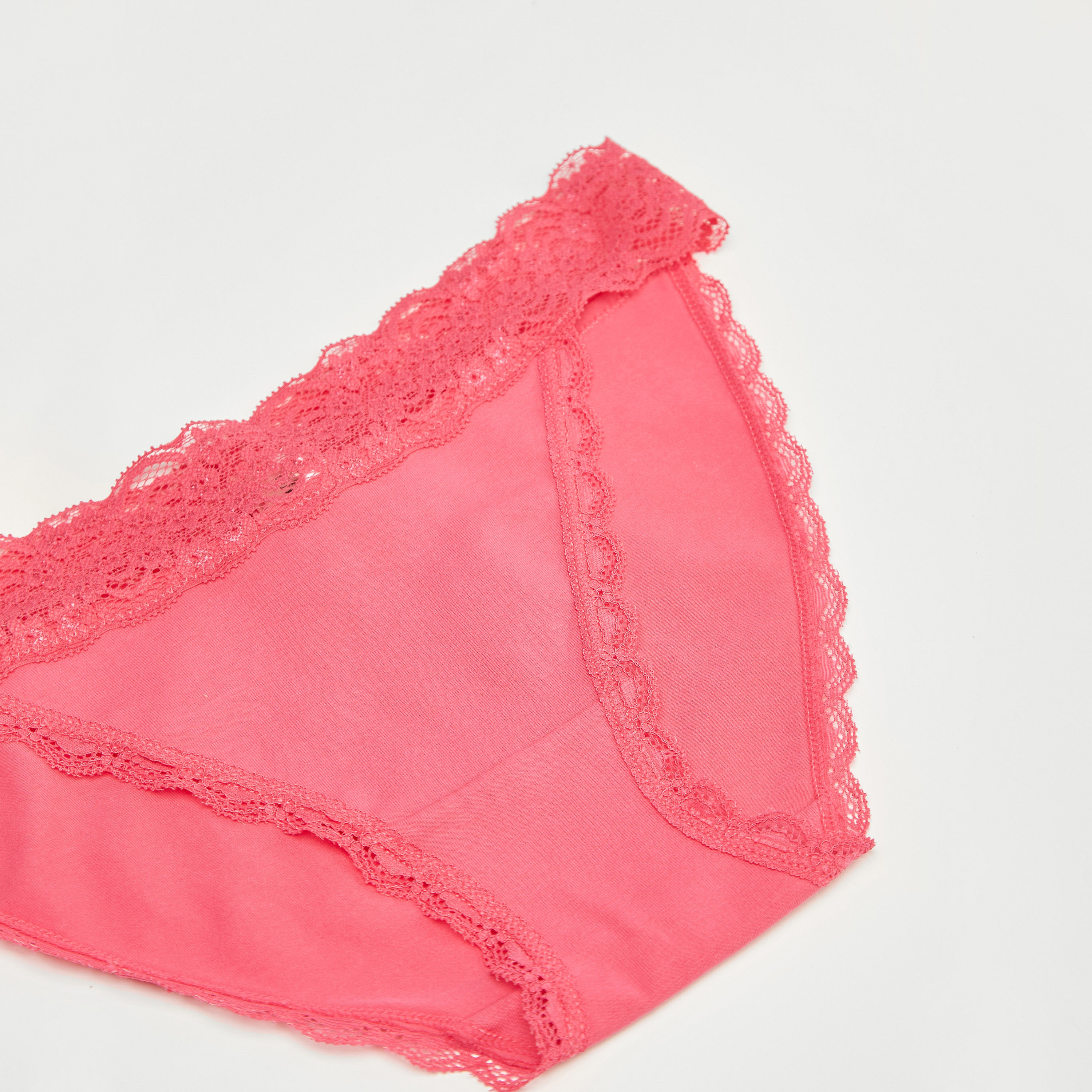 سروال بيكيني بخصر مطّاطي متوسط الارتفاع وتفاصيل دانتيل-women-clothing-lingerie-panties-image-8