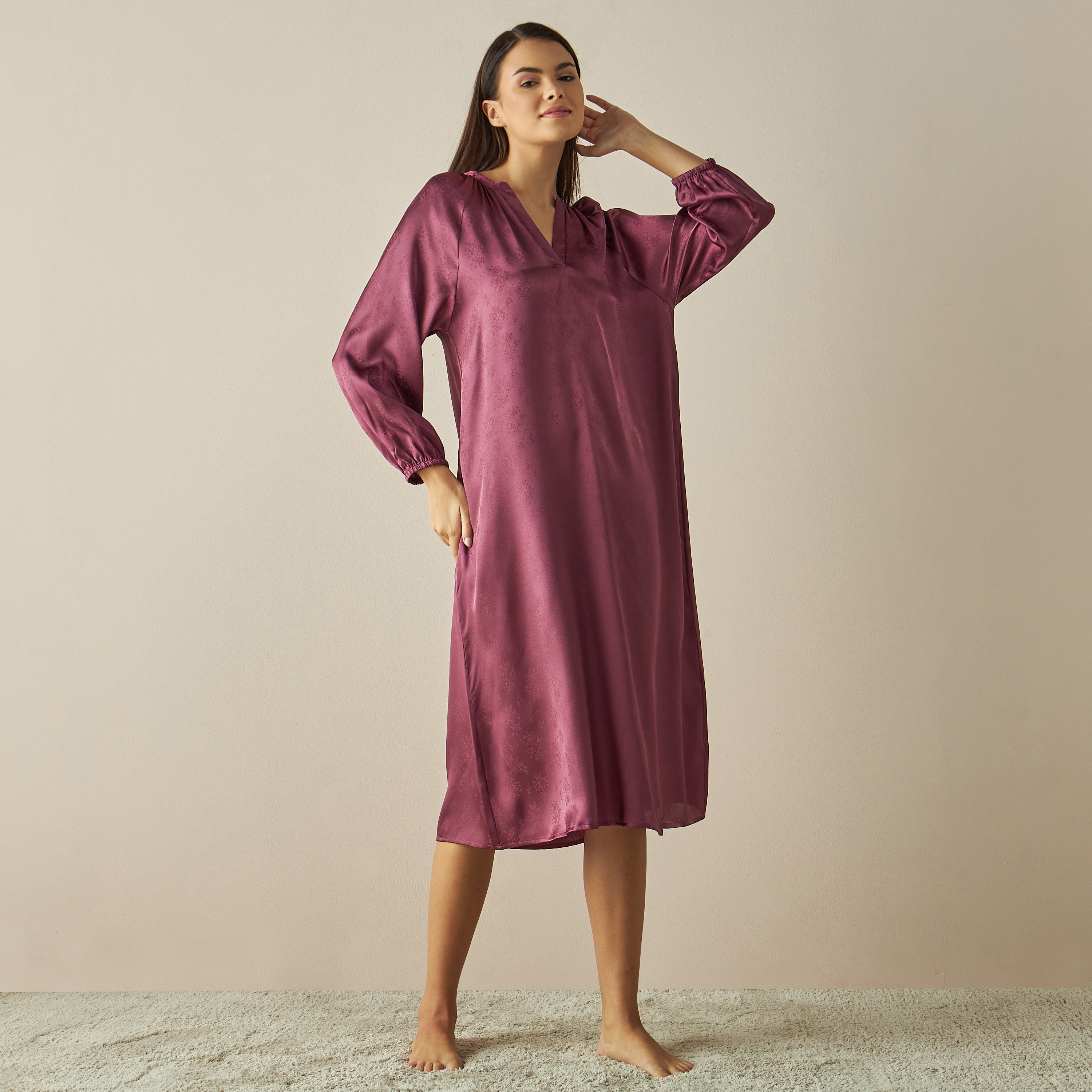 Buy Women s Textured Satin Jacquard Night Gown with Band Collar Online Centrepoint Kuwait