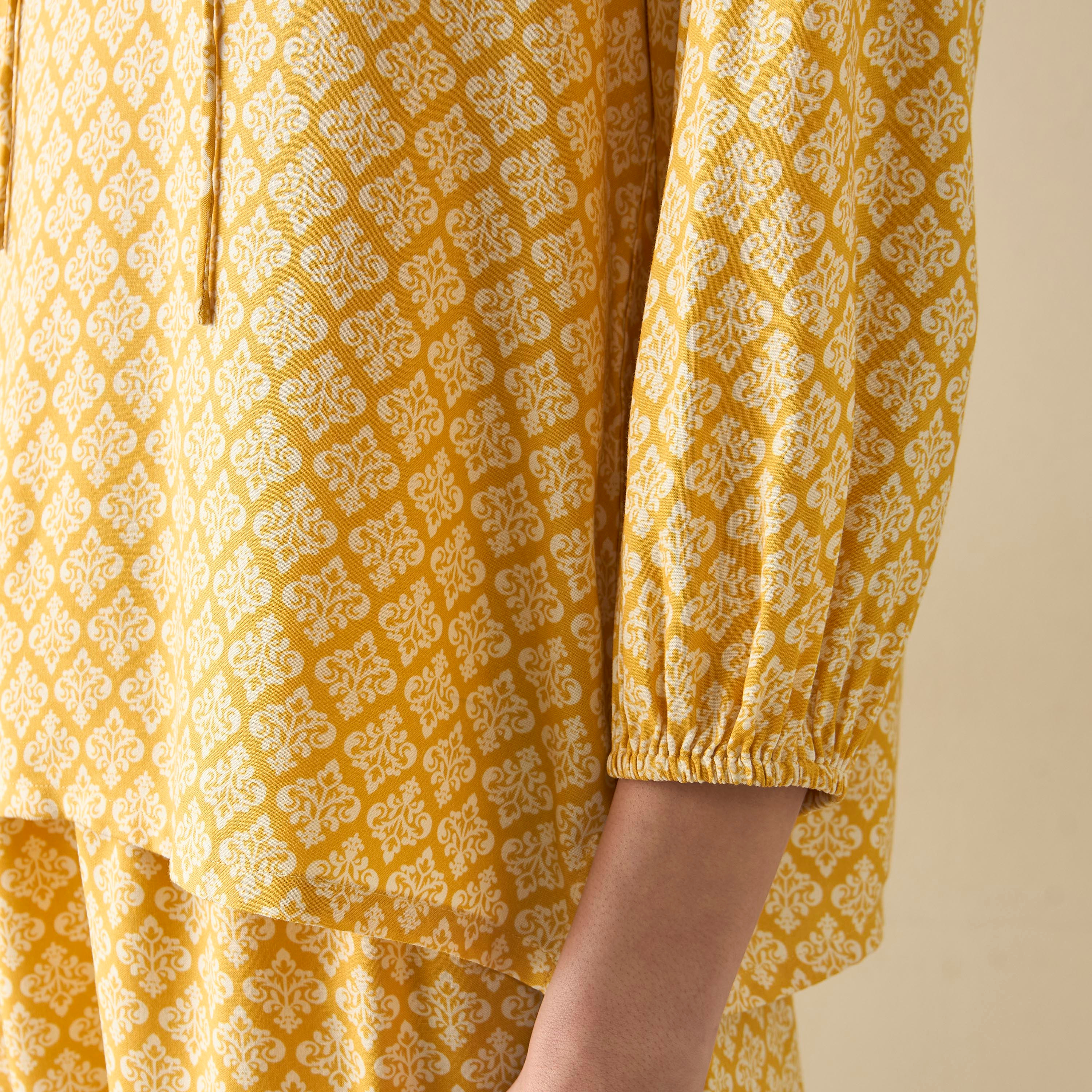 All-Over Print Top and Shorts Set-women-clothing-nightwear-pyjamas-shortsets-image-7