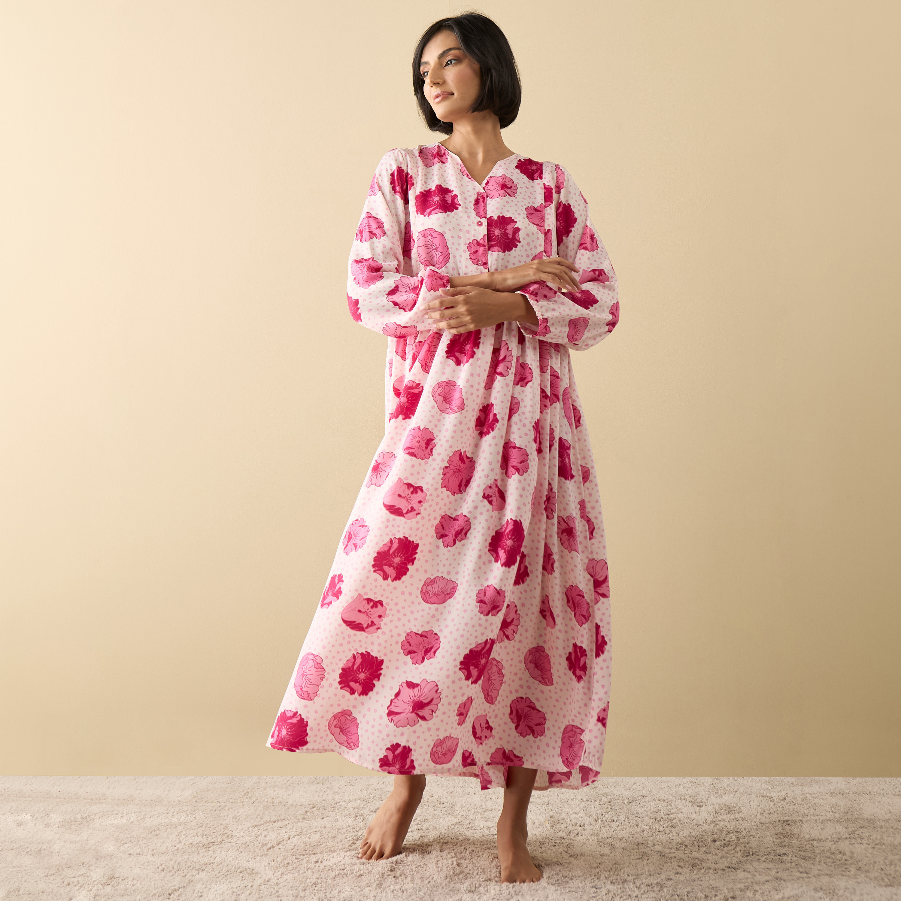 Buy Women s All Over Floral Print Night Gown with Long Sleeves Online Centrepoint Kuwait