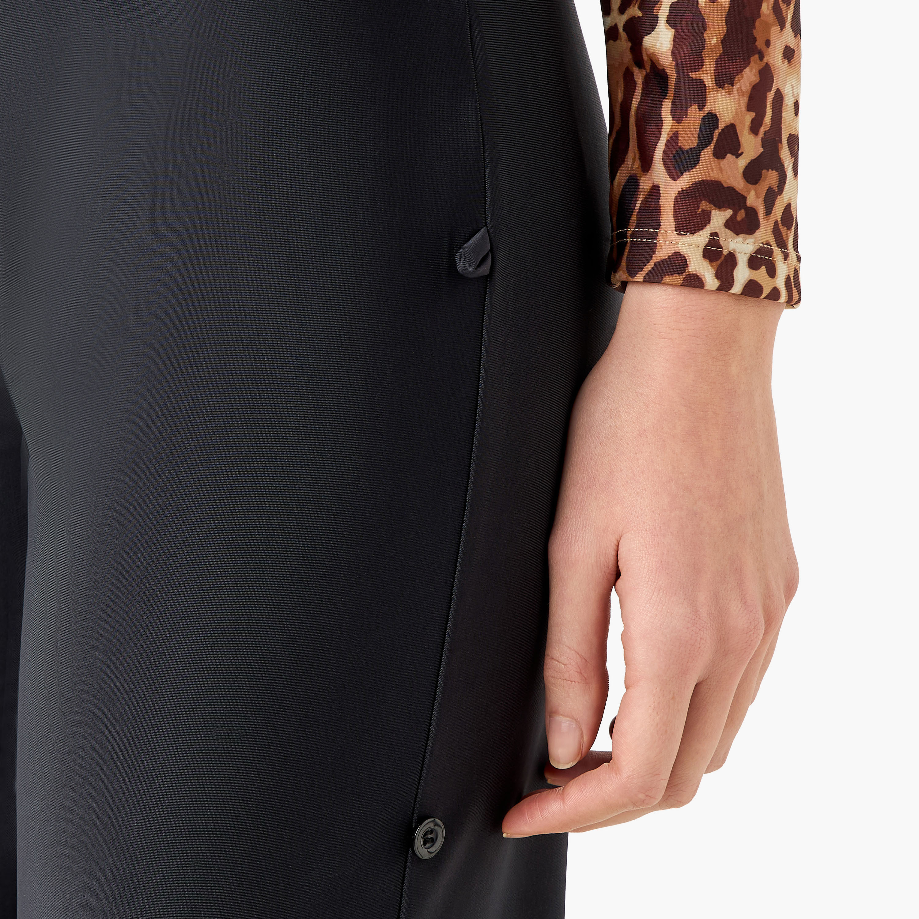 بوركيني بأكمام طويلة وطبعات وكاب-women-clothing-swimandbeach-burkinis-image-1