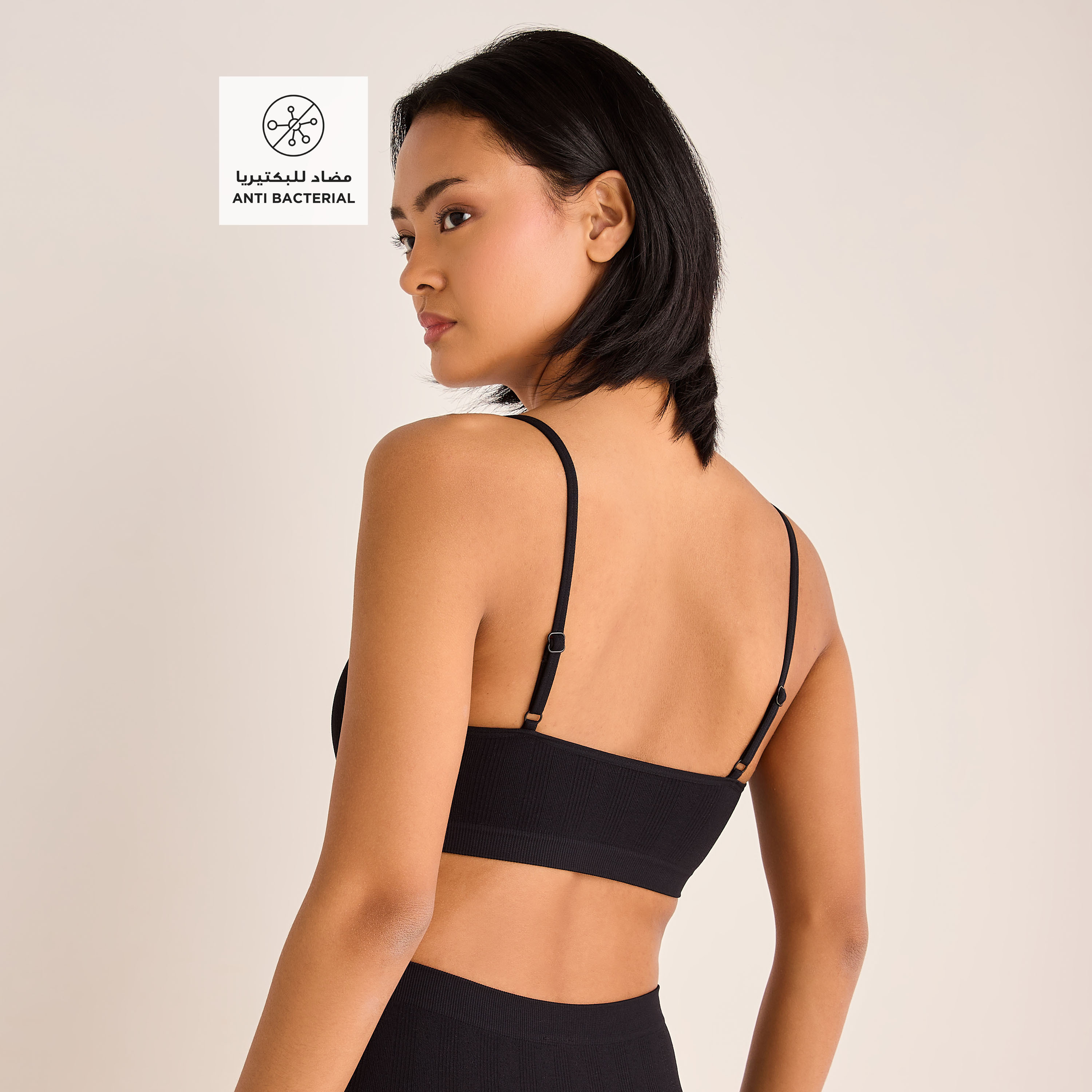 طقم حمالات صدر متنوعة بخياطة مع أحزمة قابلة للتعديل عدد 3-women-clothing-lingerie-bras-image-2