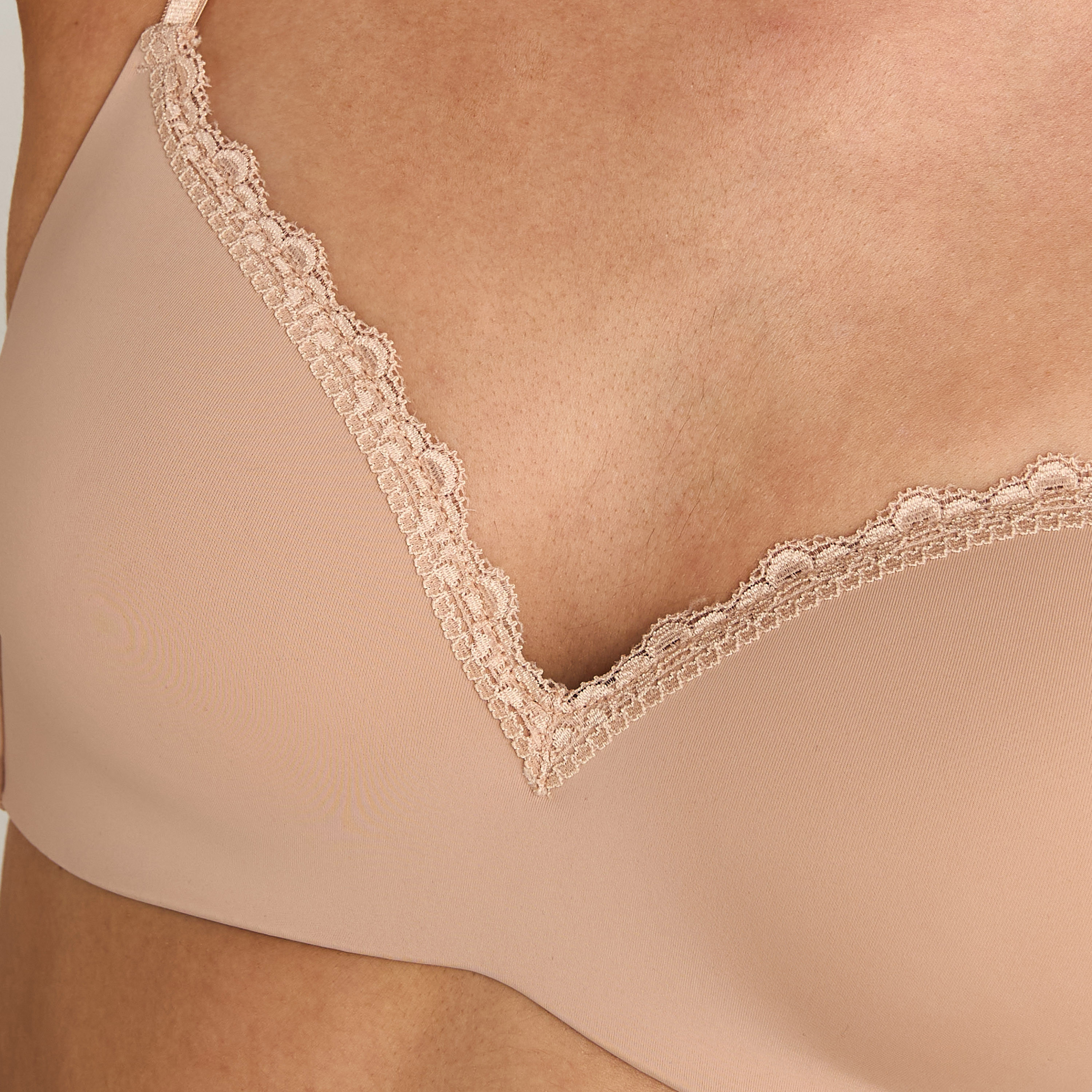 Lace Trim Wired Plunge Bra-women-clothing-lingerie-bras-image-3